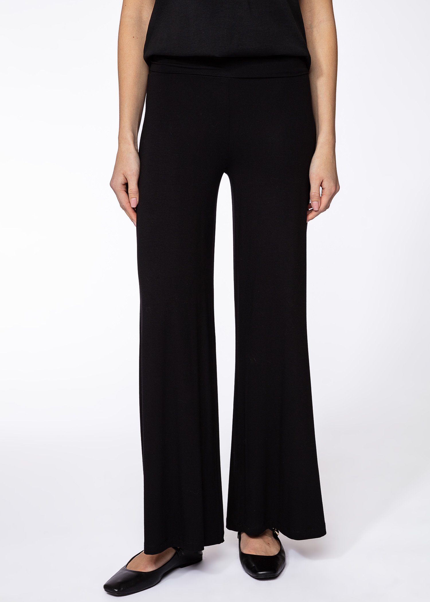 Wide high waisted trousers thumbnail 1