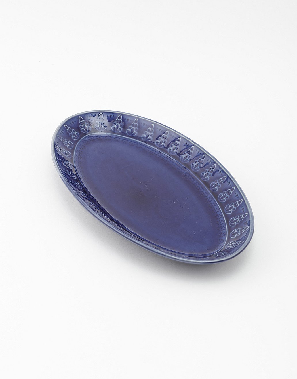 Stoneware oval serving plate Image 1
