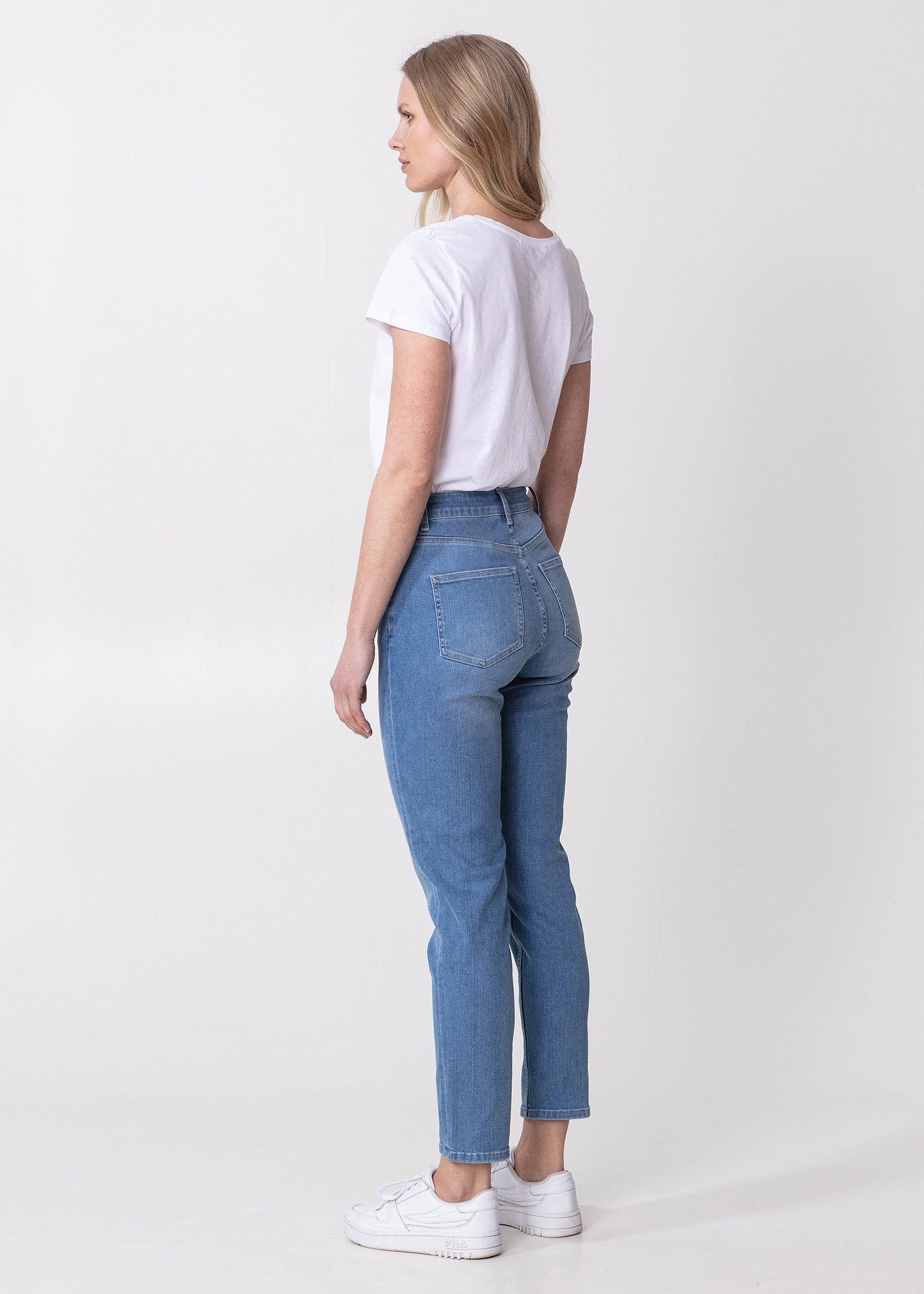 Smala jeans med stretch thumbnail 10