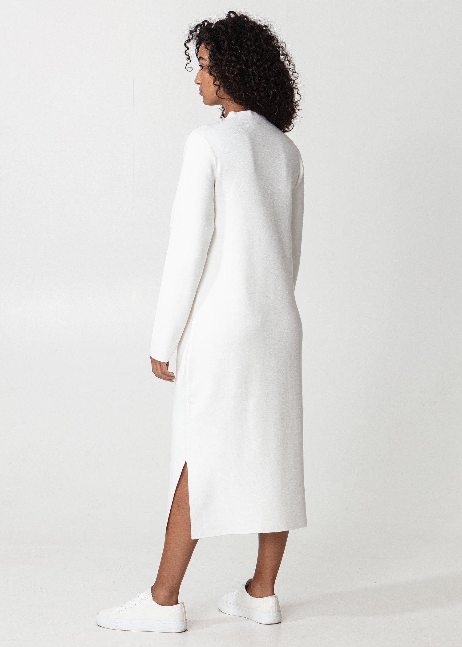 Hvit strikket kjole Image 7