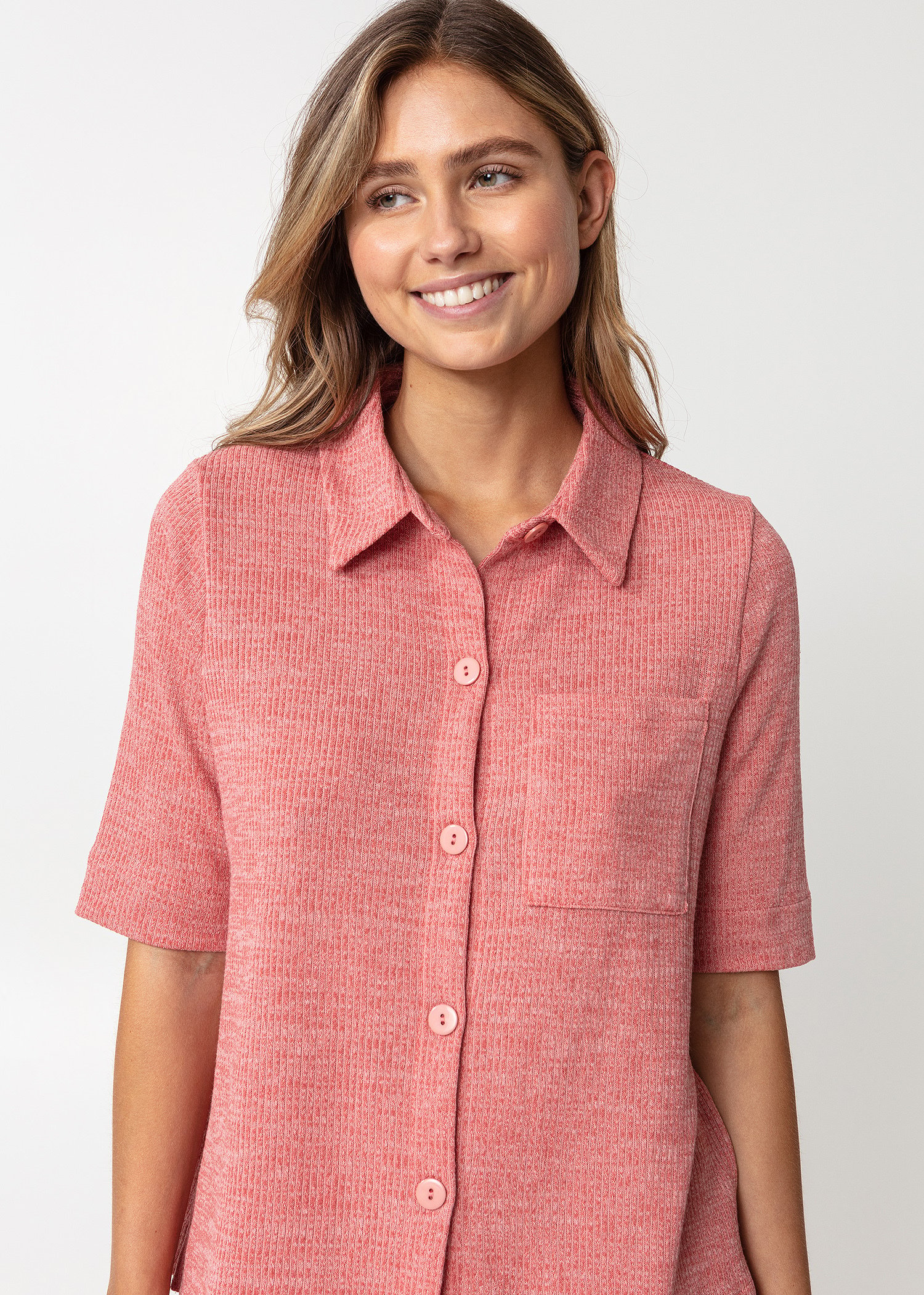Ribbed shirt with pointed collar Image 3