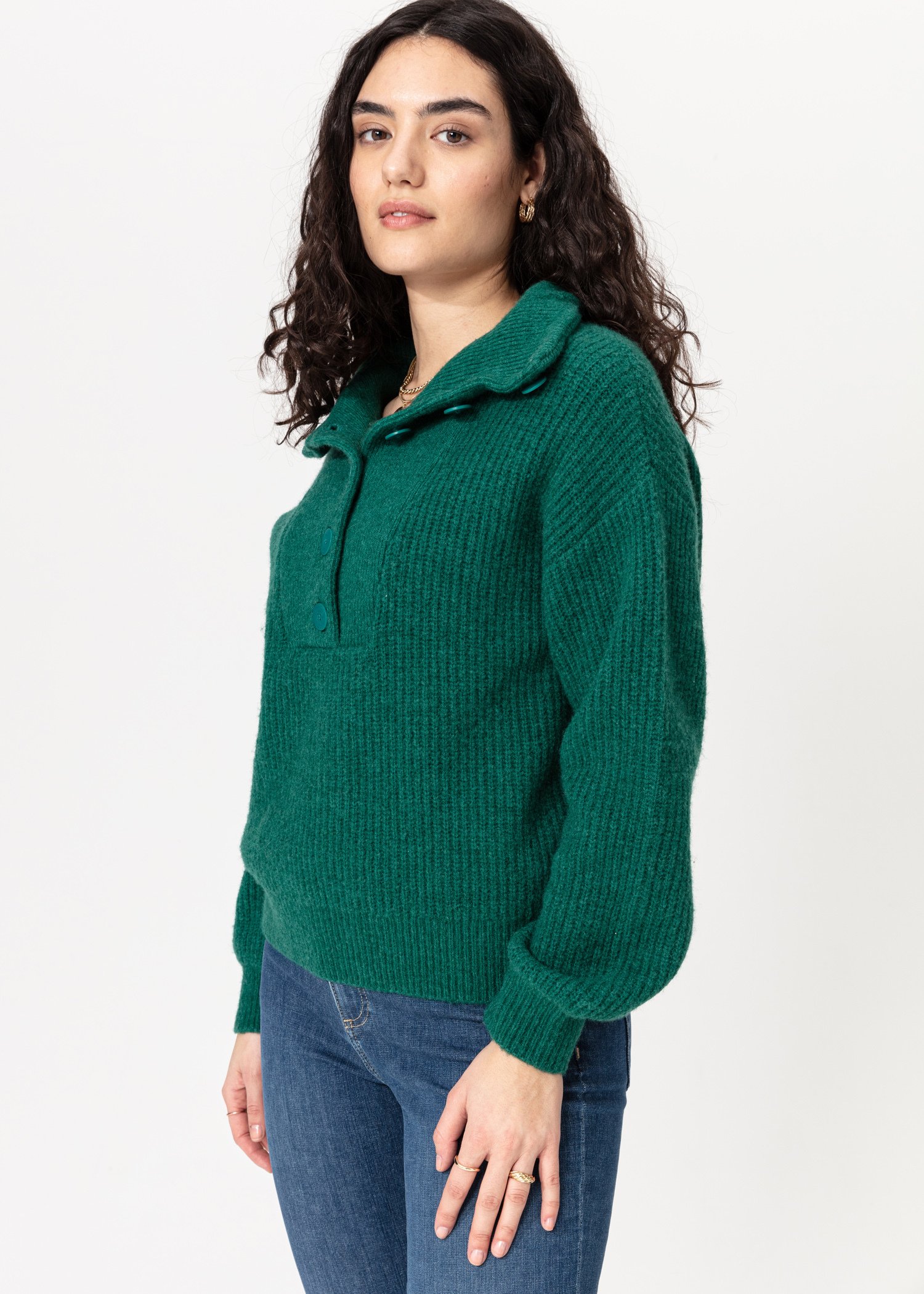 Green knitted sweater thumbnail 5