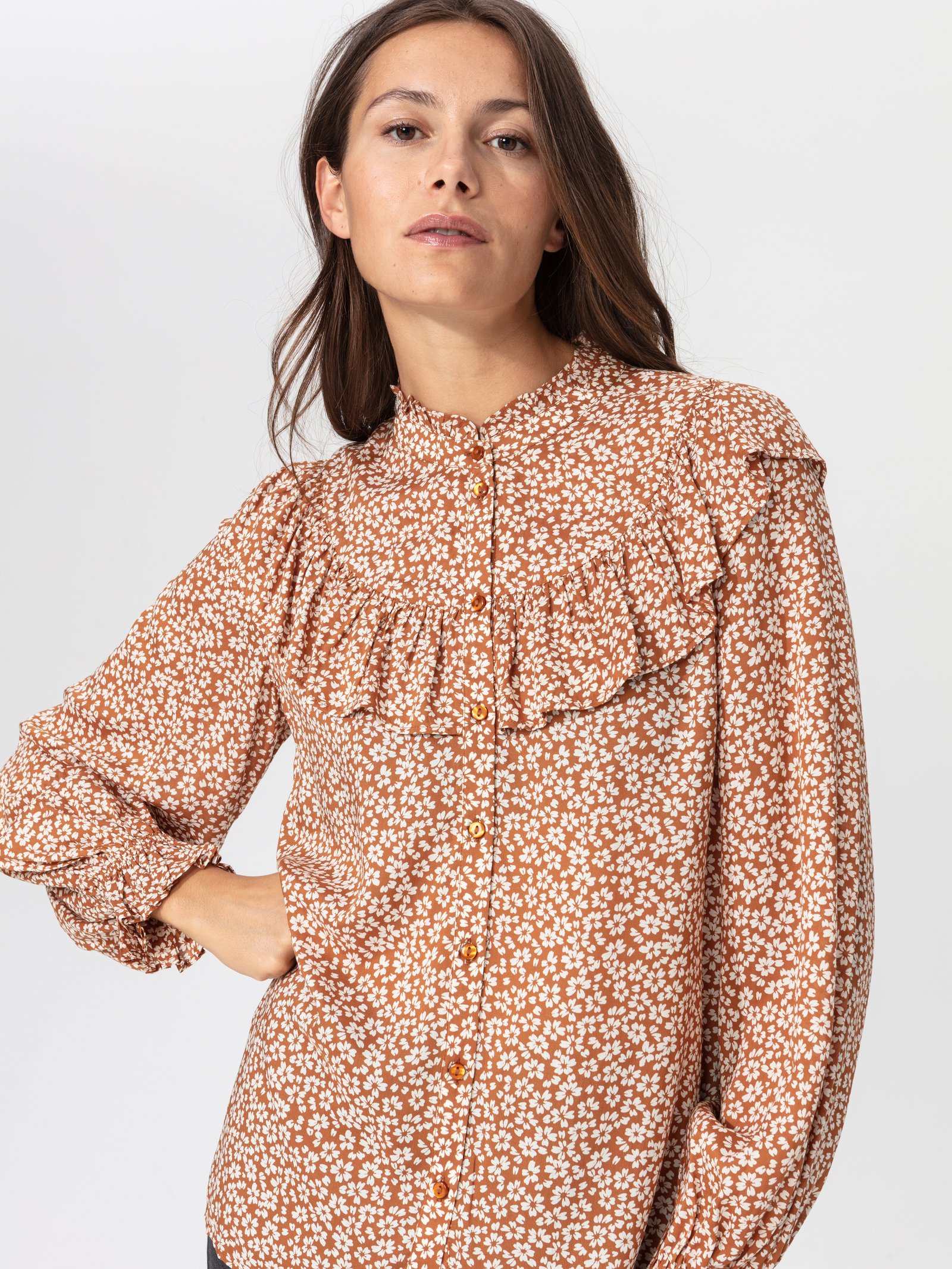 Patterned long sleeved blouse