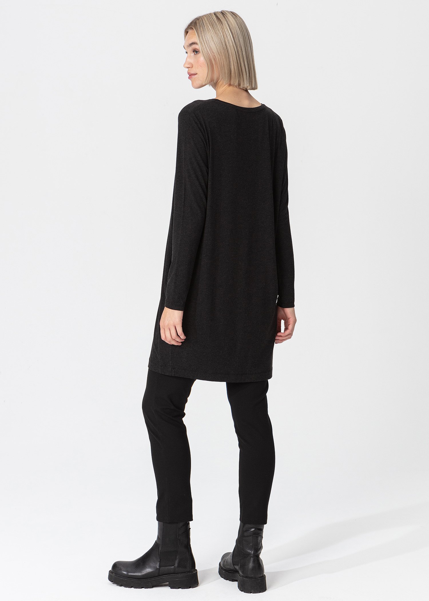 Solid tunic with side pockets Image 3