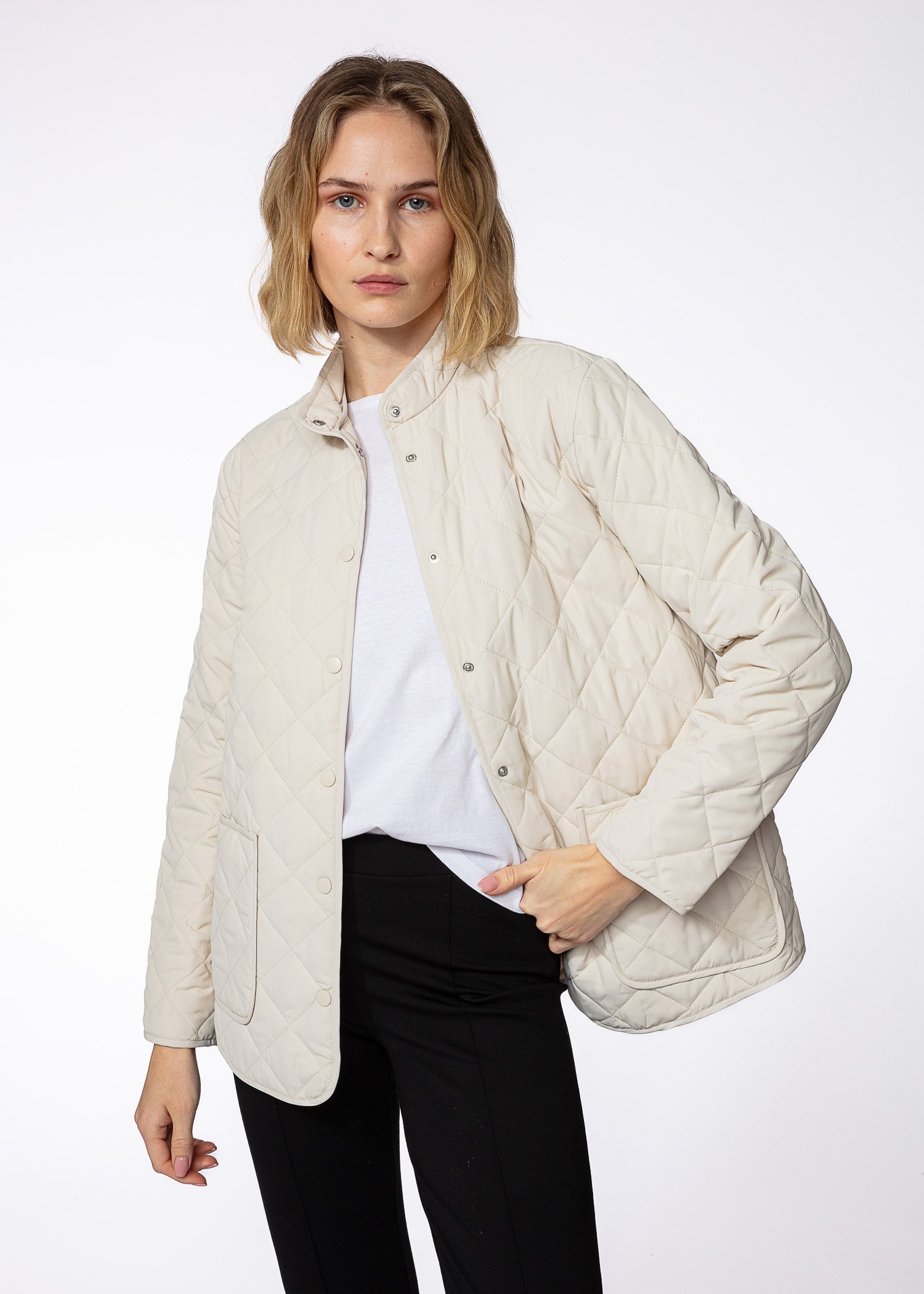 Quilted short jacket