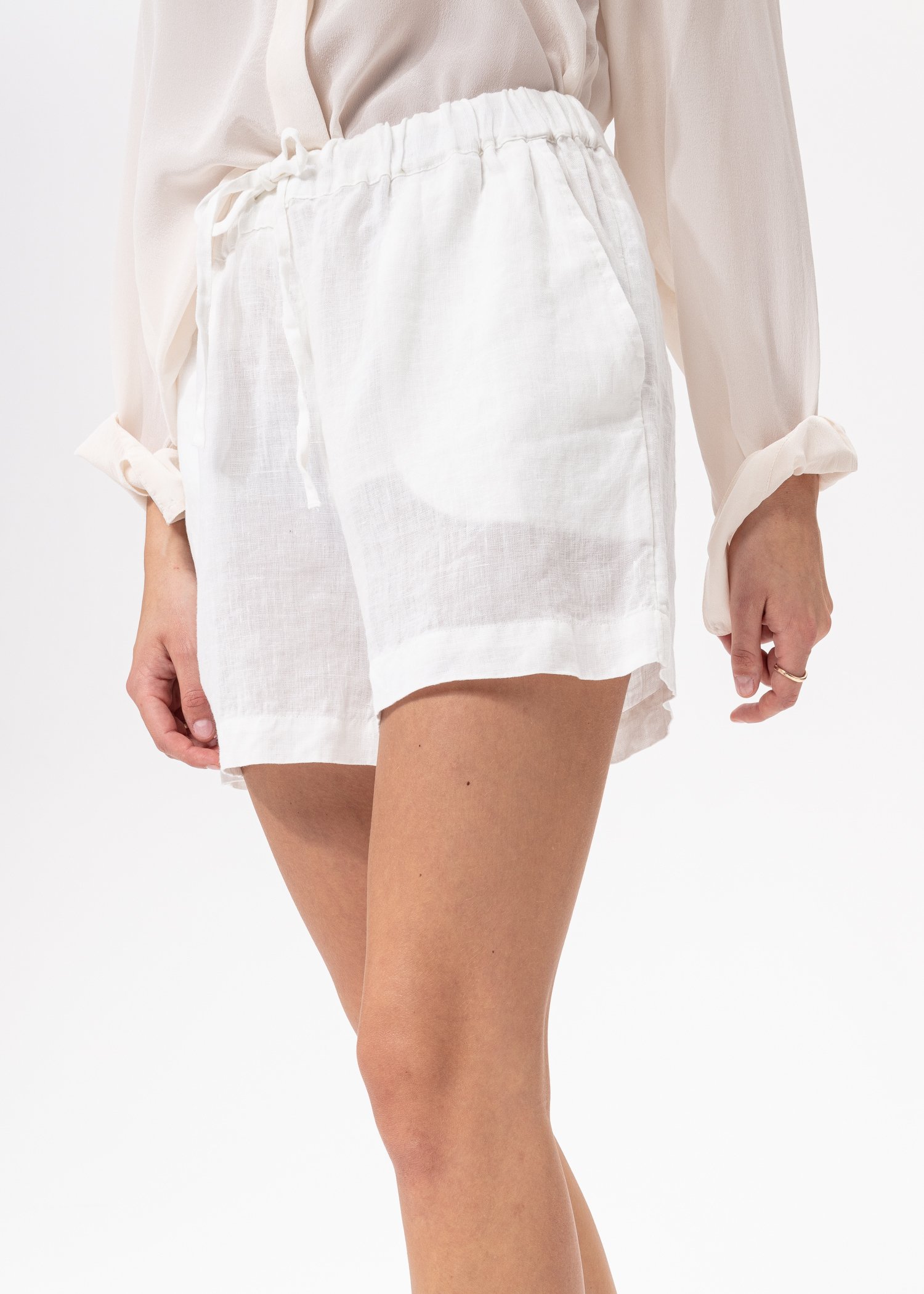 Linen shorts thumbnail 2