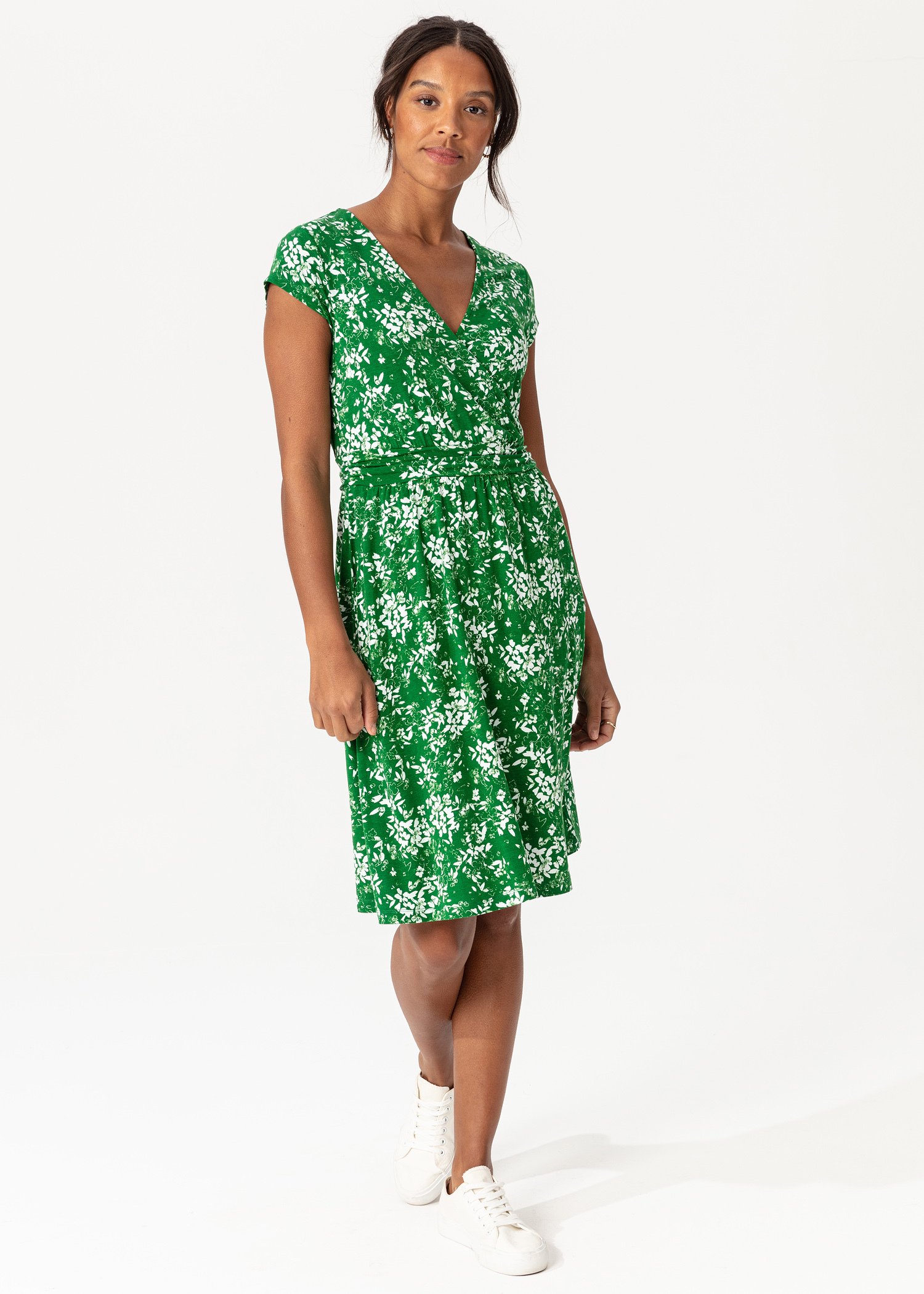 Floral dress with pockets Image 1