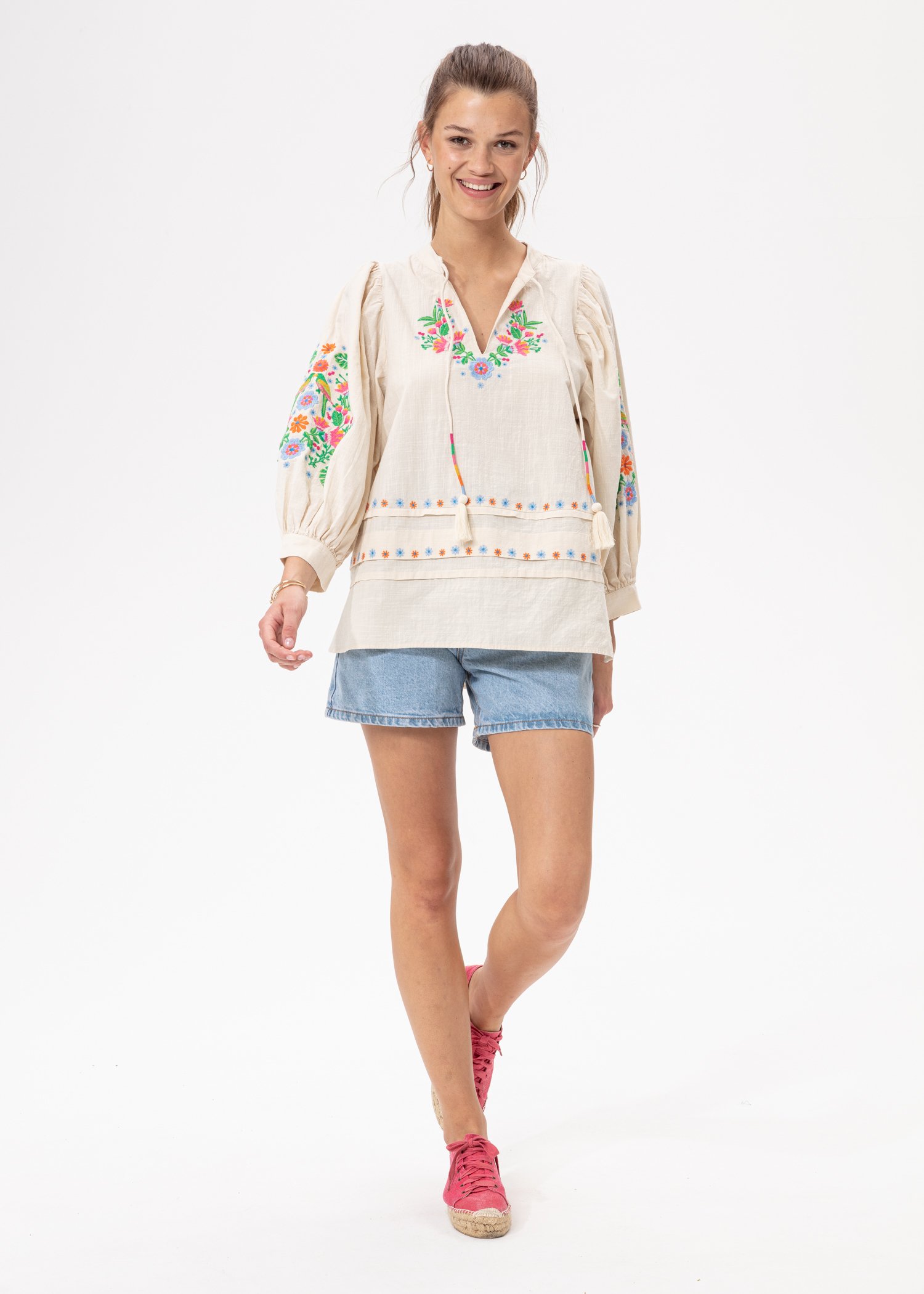 Embroidered long sleeved blouse thumbnail 6