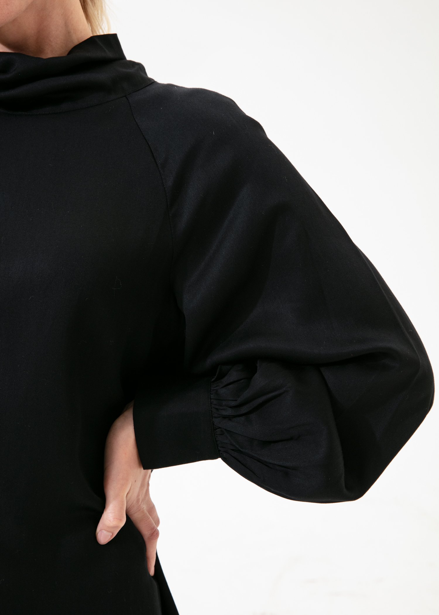Black high-neck blouse Image 4