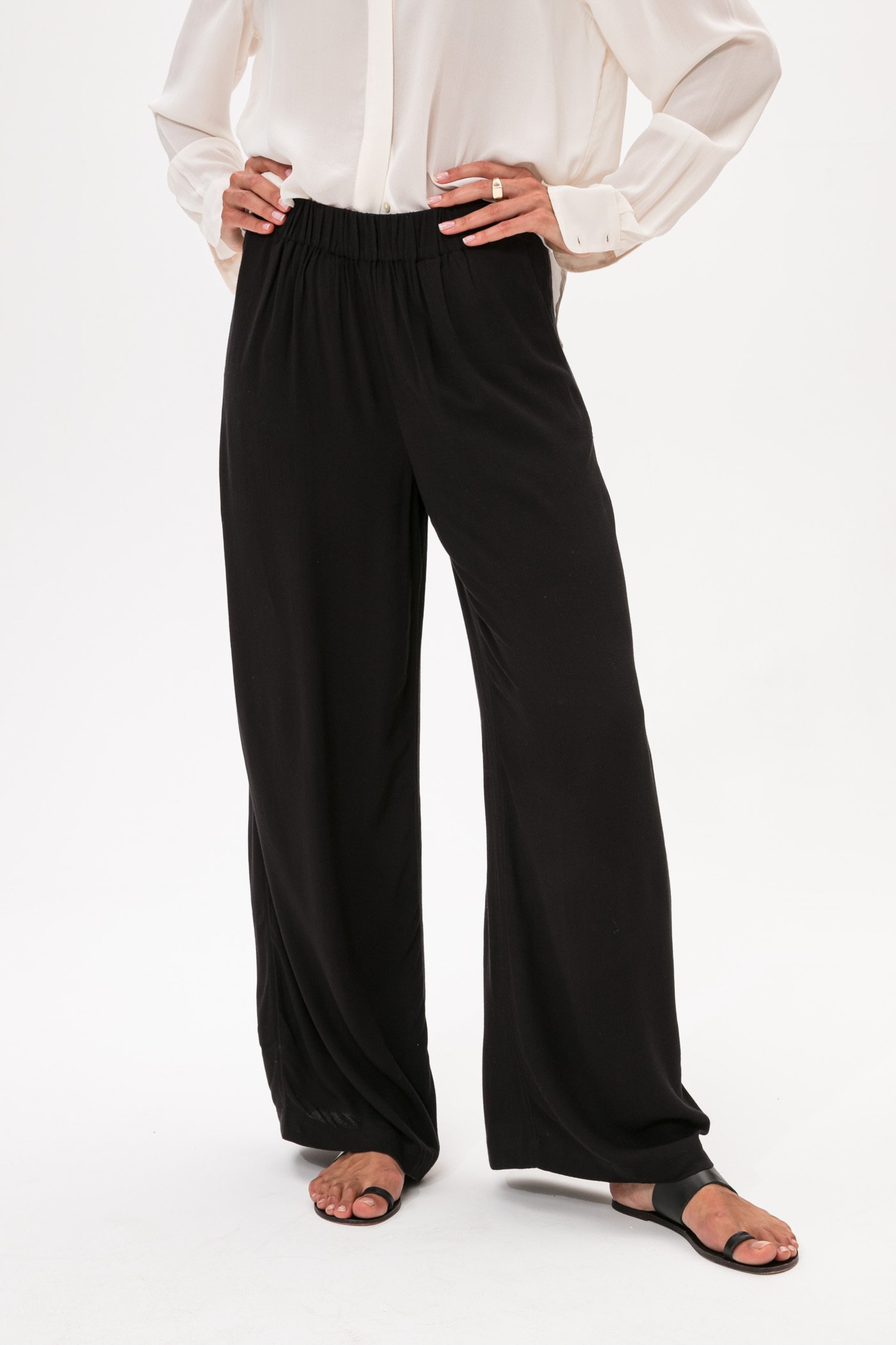 Straight black trousers Image 2
