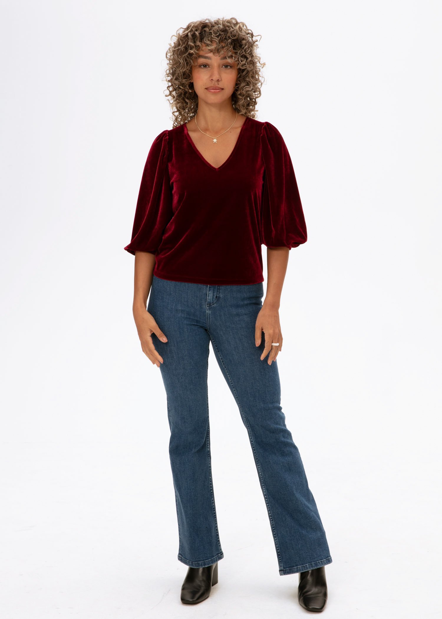 Solid velour top Image 6