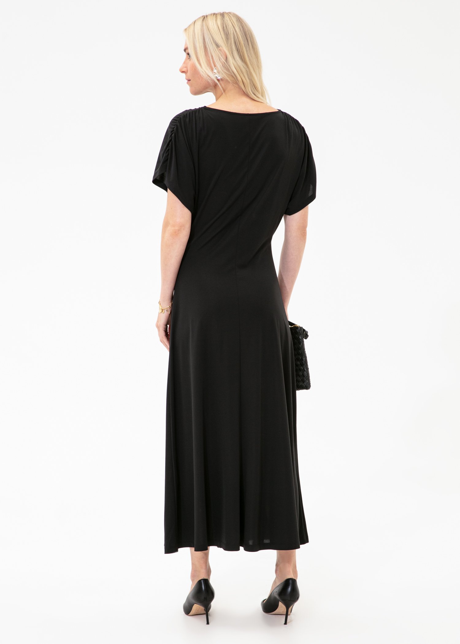 Enfärgad lång klänning med rynk Image 5