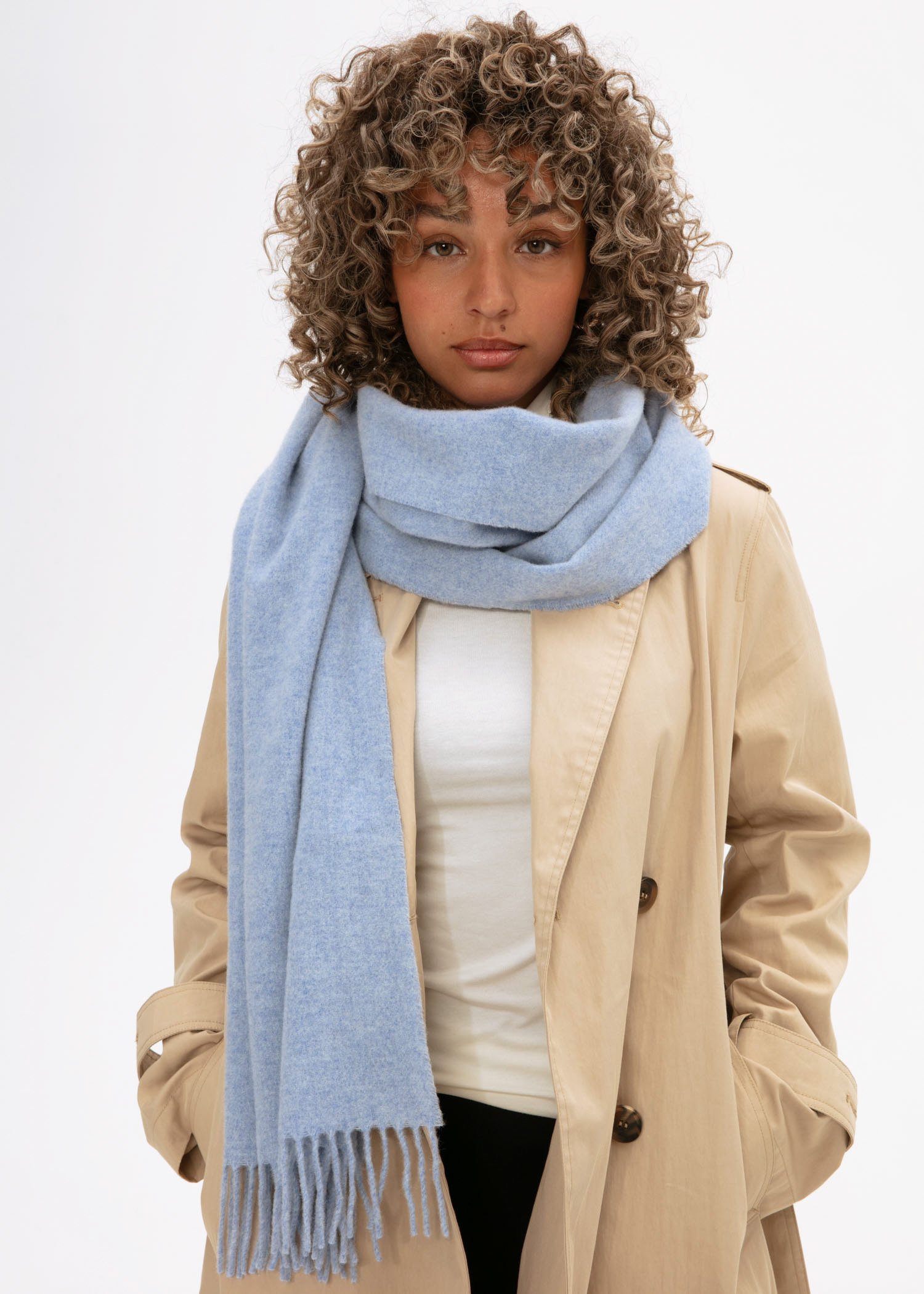Solid wool scarf Image 0