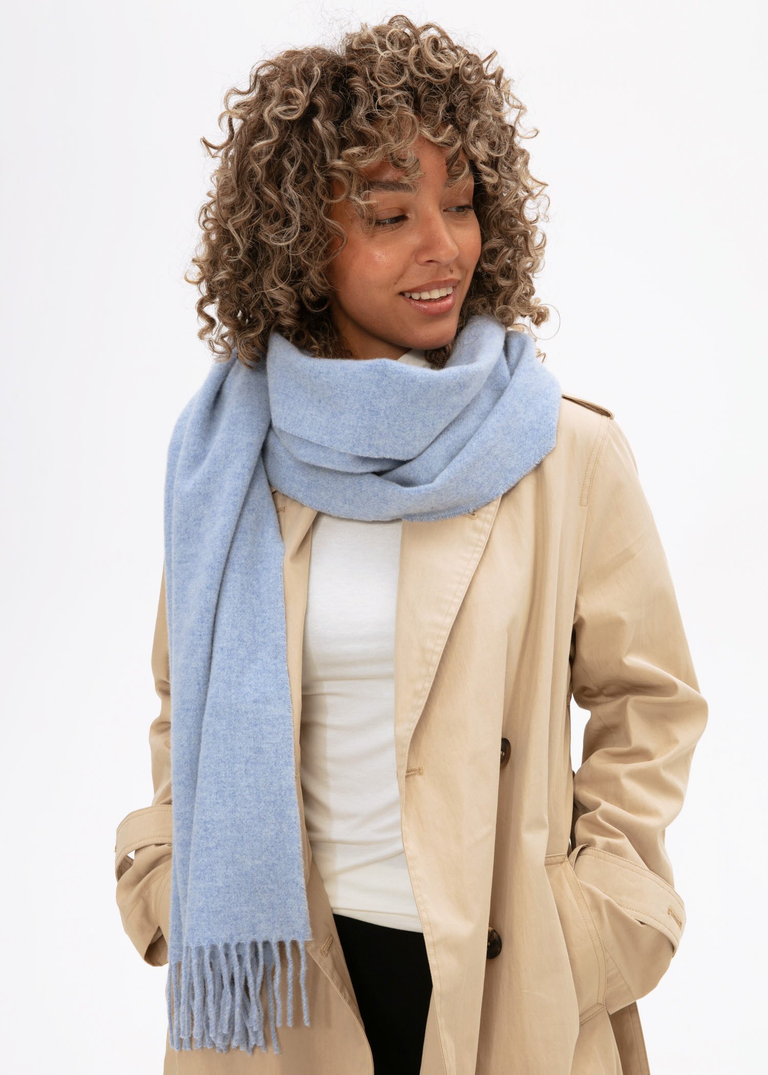 Solid wool scarf Image 2