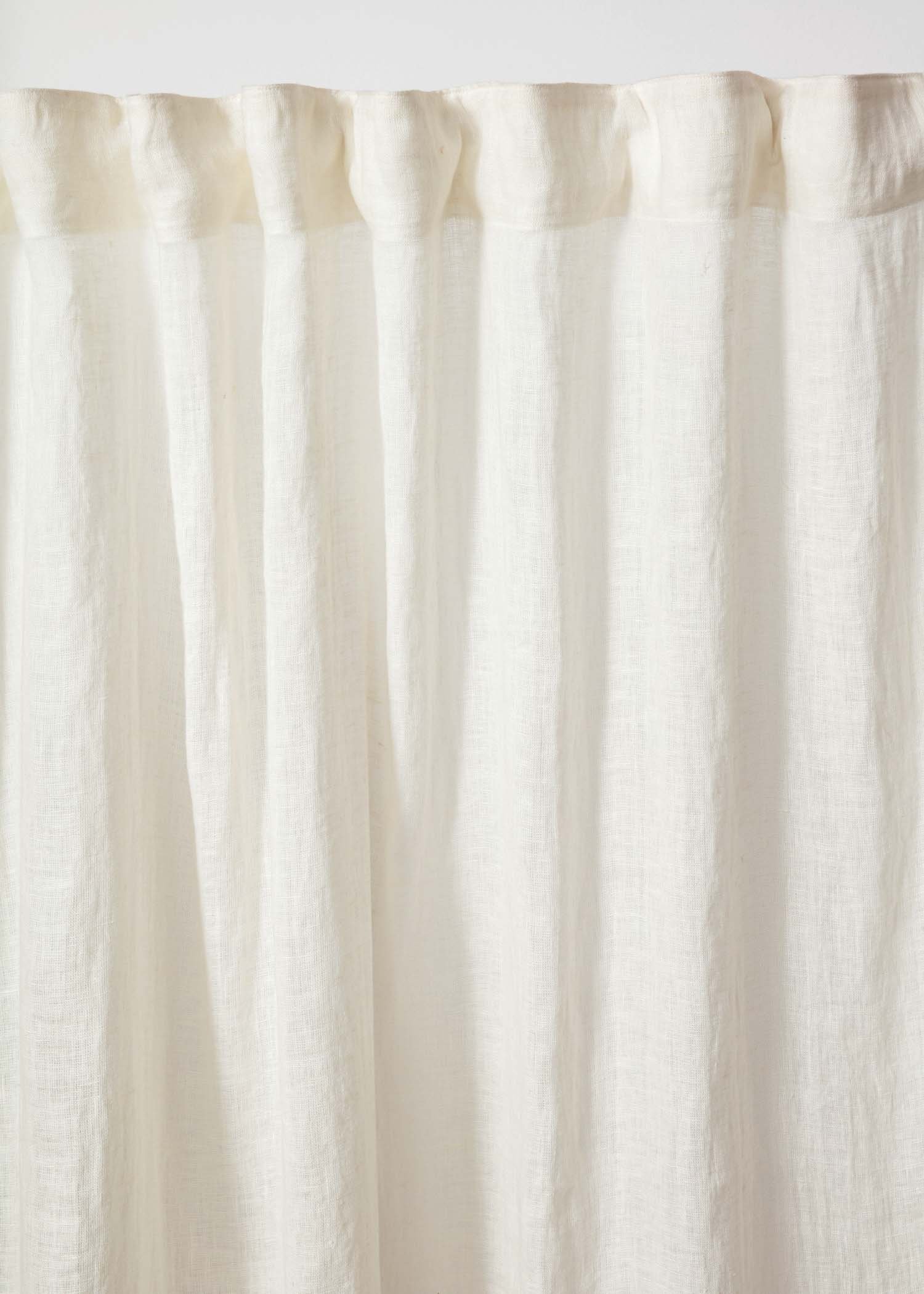 Linen curtain thumbnail 1