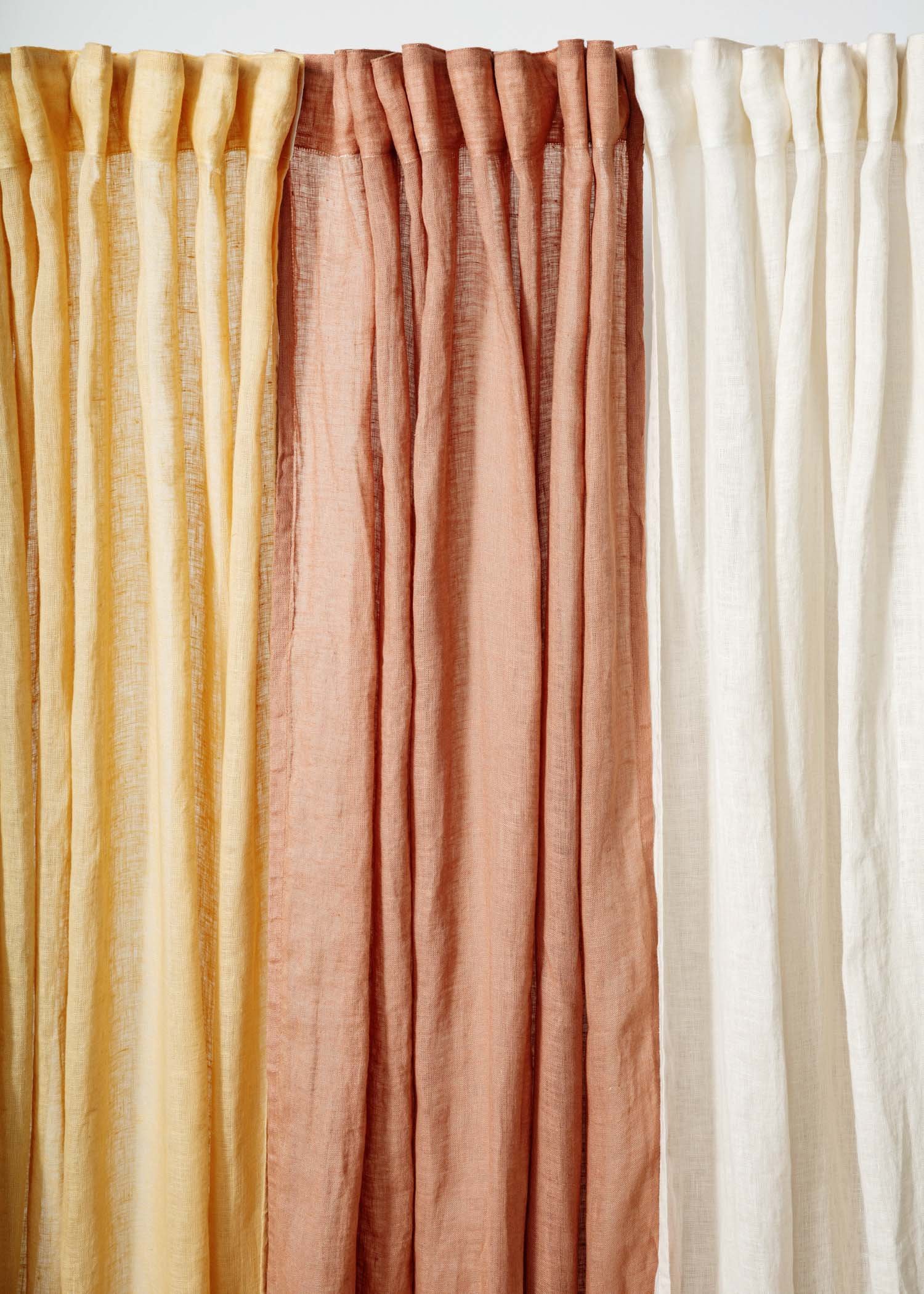 Linen curtain Image 2