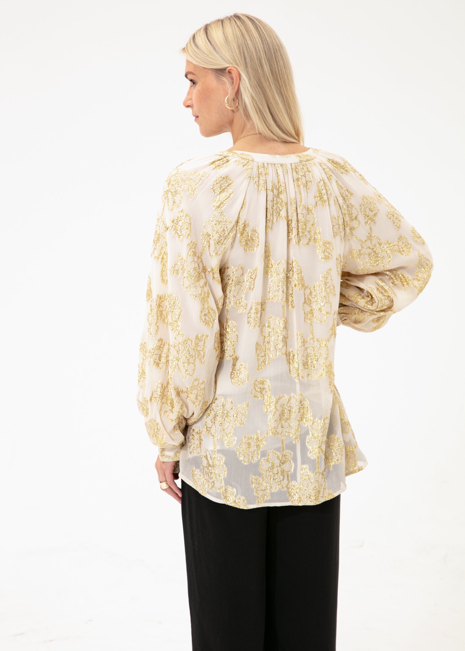 Embroidered blouse with puff sleeves thumbnail 5