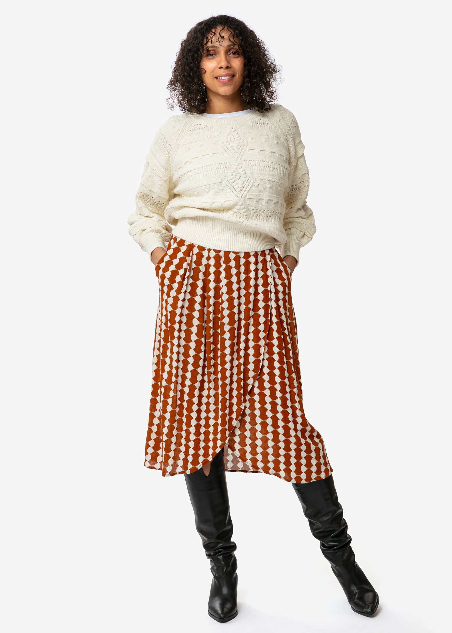 Patterned skirt Image 1