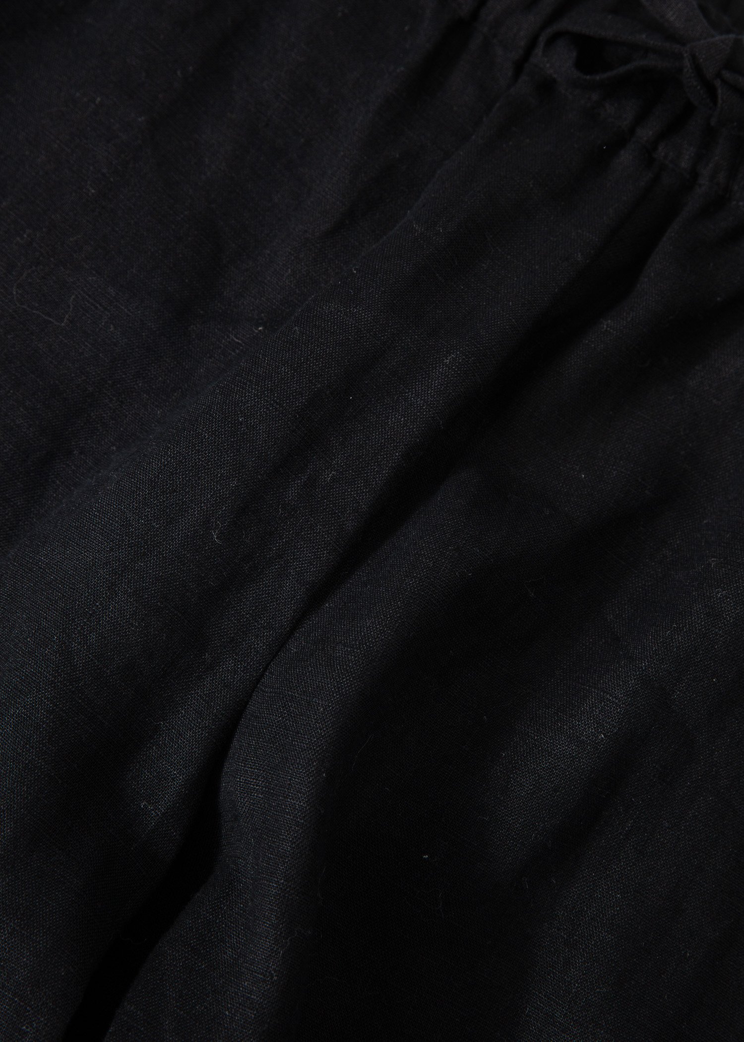 Black cropped linen trousers thumbnail 6