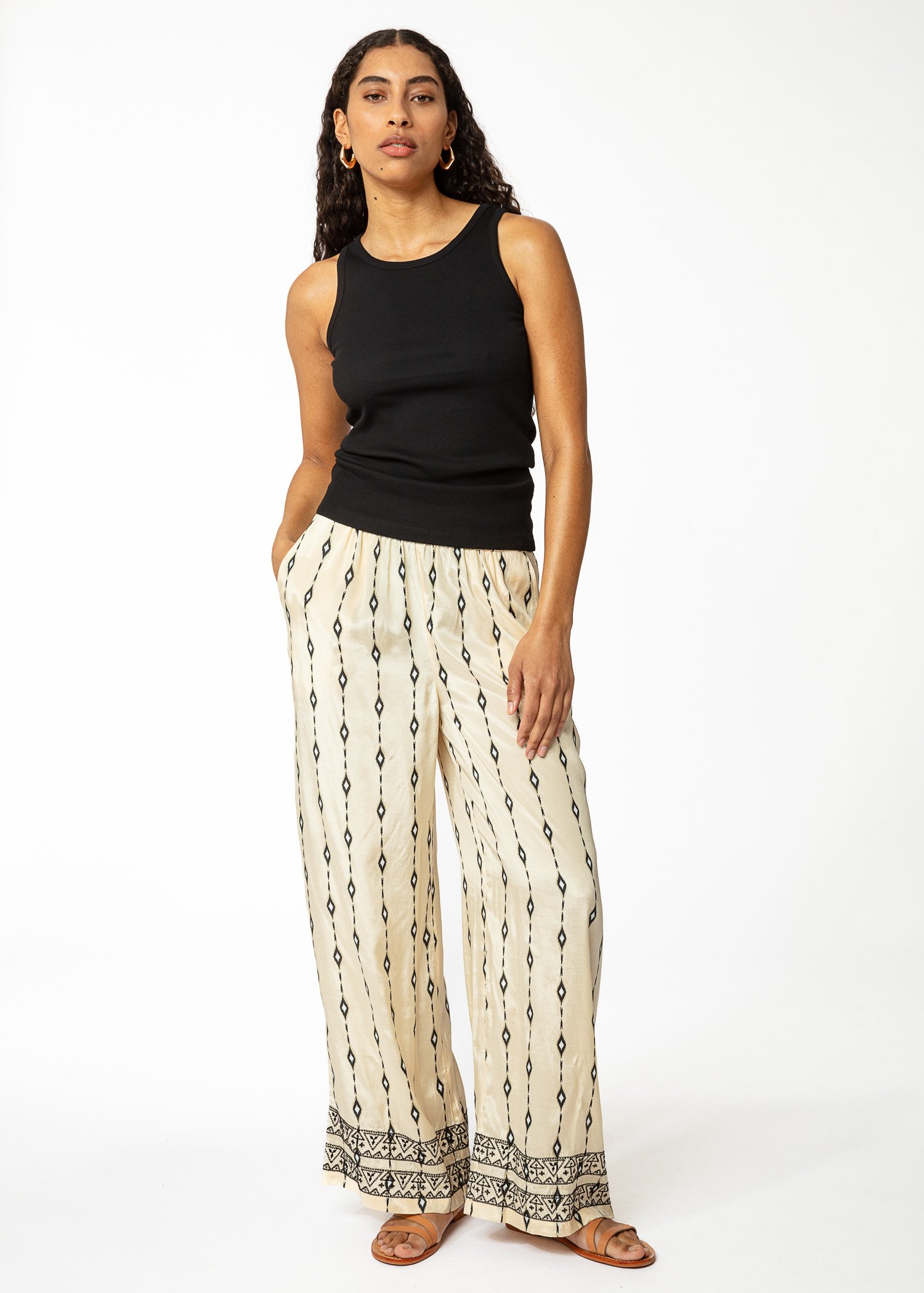 Wide patterned trousers