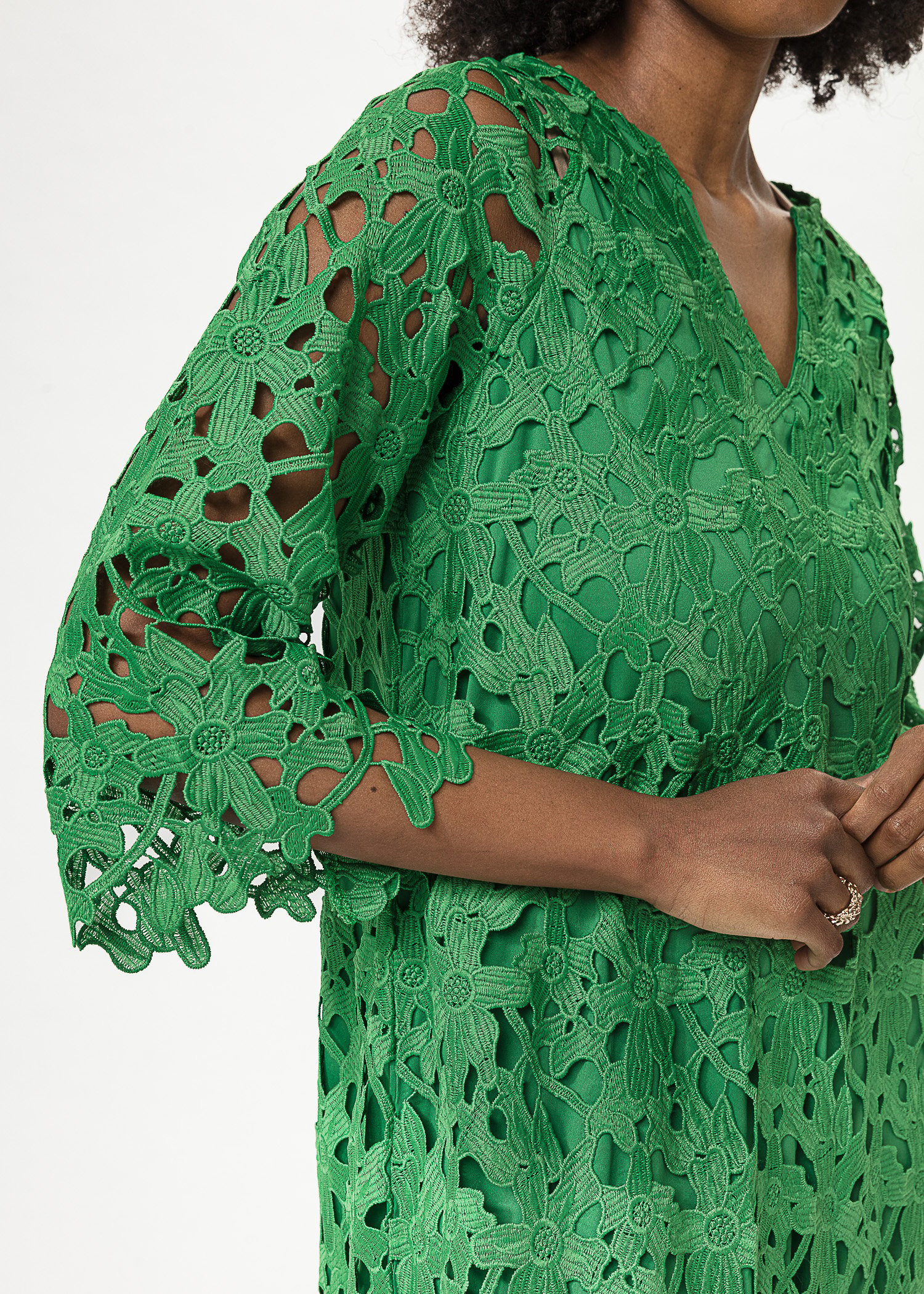 Green lace dress thumbnail 1