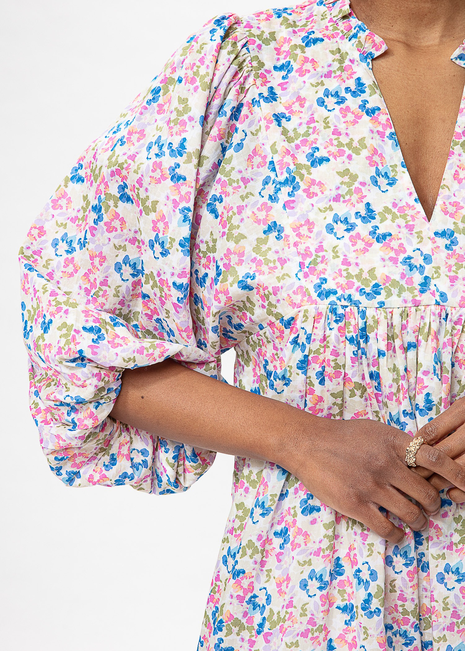 Floral dress with puff sleeves thumbnail 2