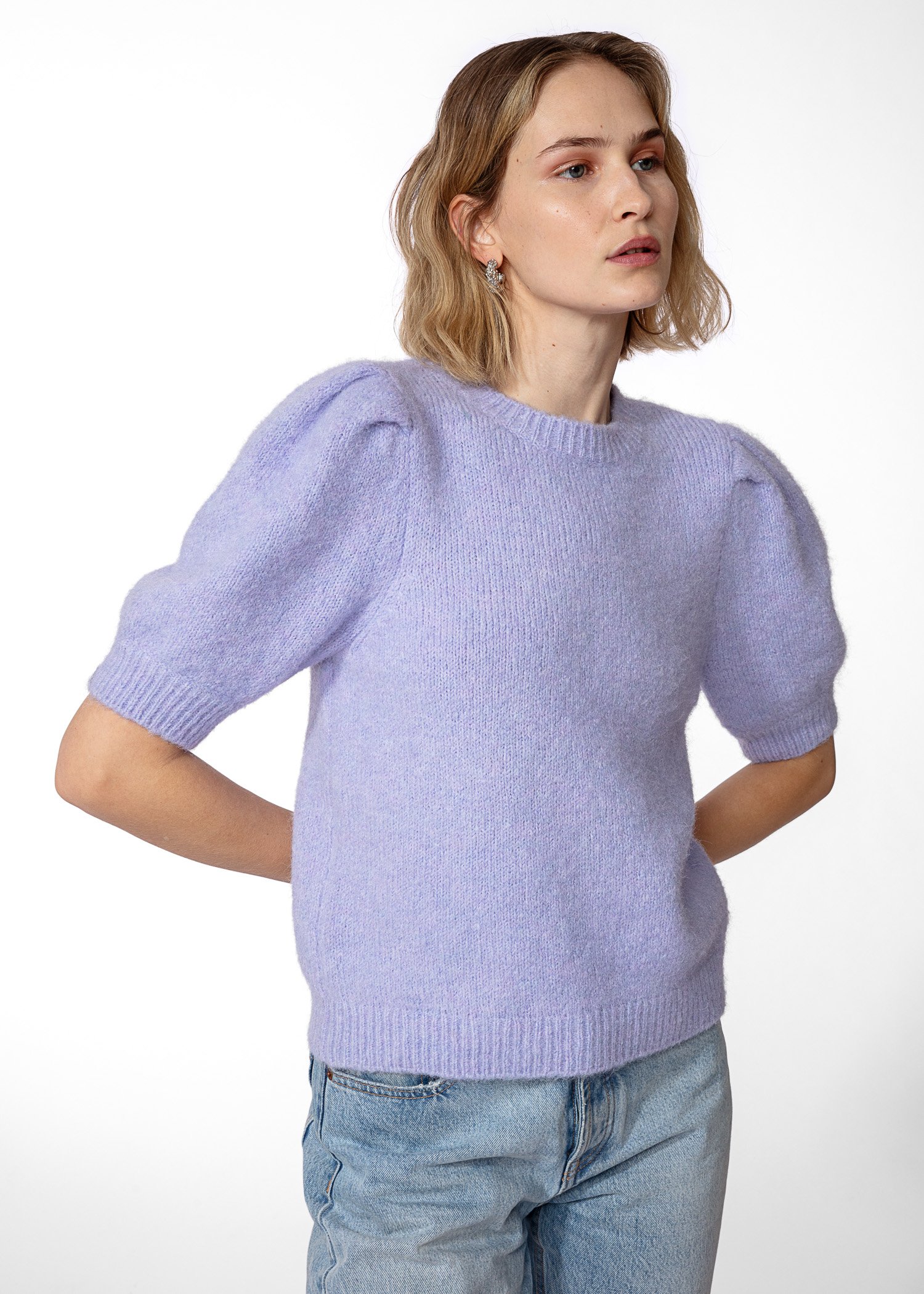 Soft knitted sweater thumbnail 1