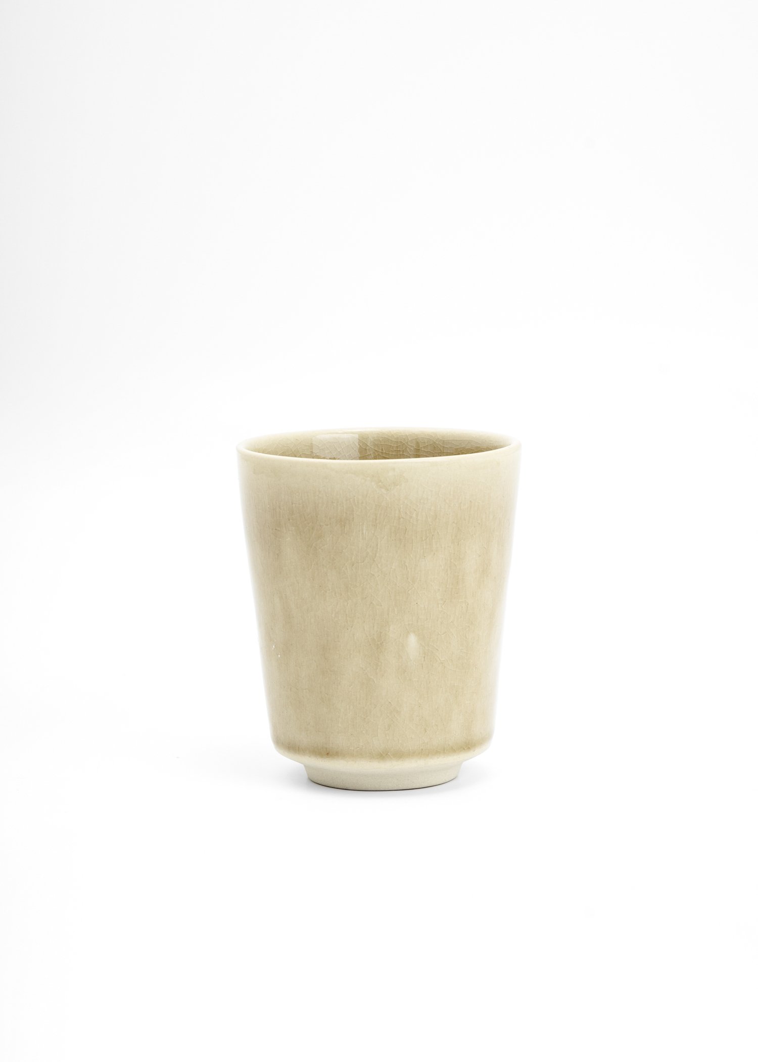 Stoneware cup thumbnail 0