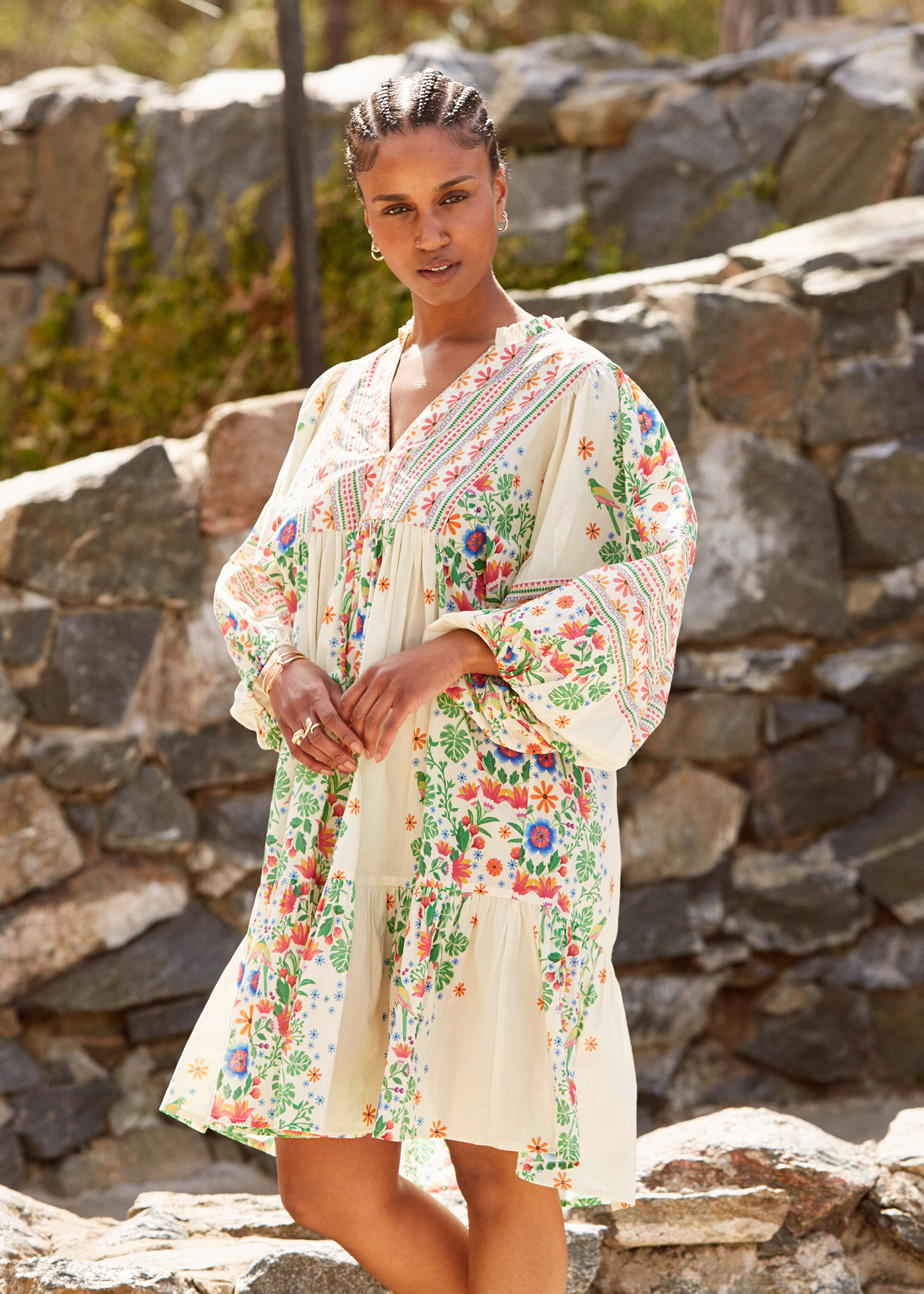 Floral dress with puff sleeves Image 1