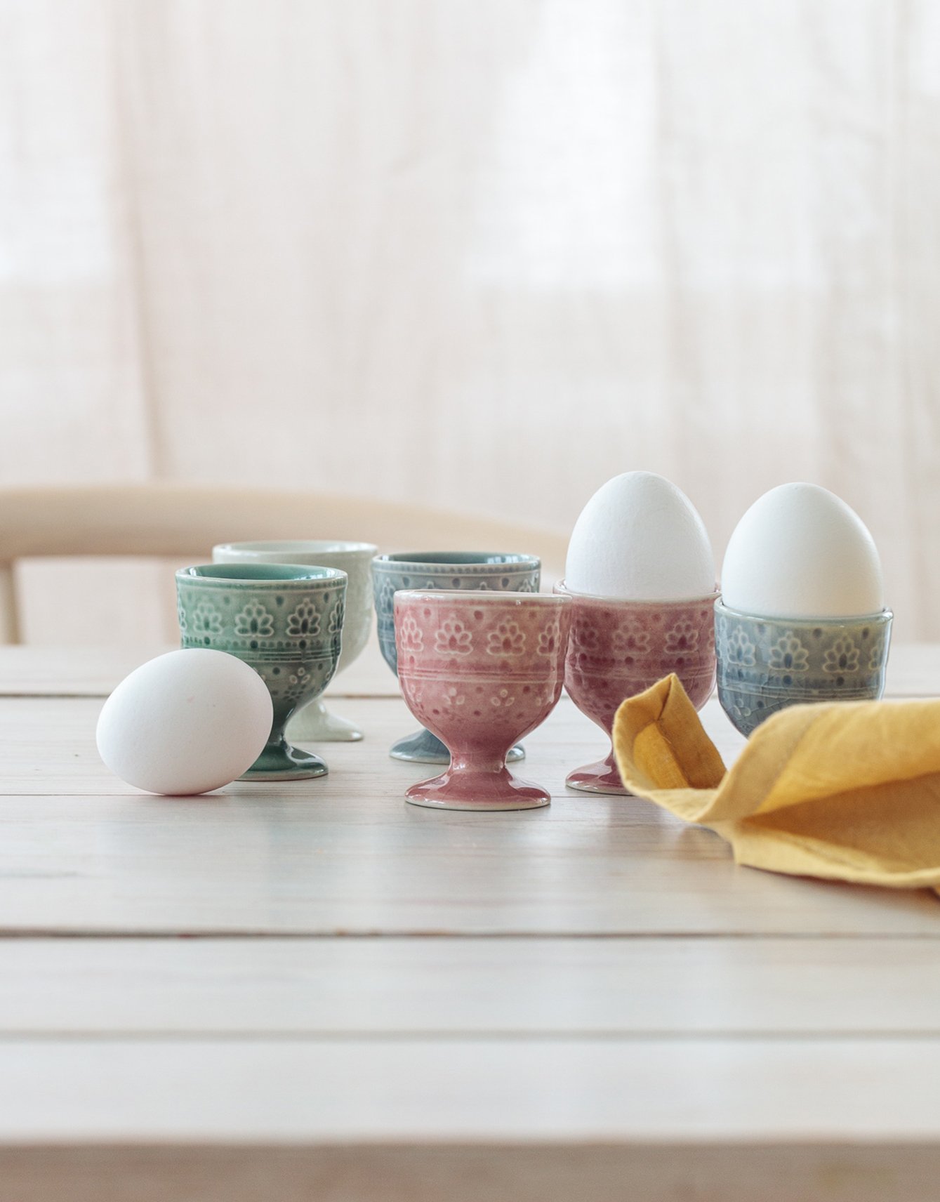Stoneware egg cup Image 1