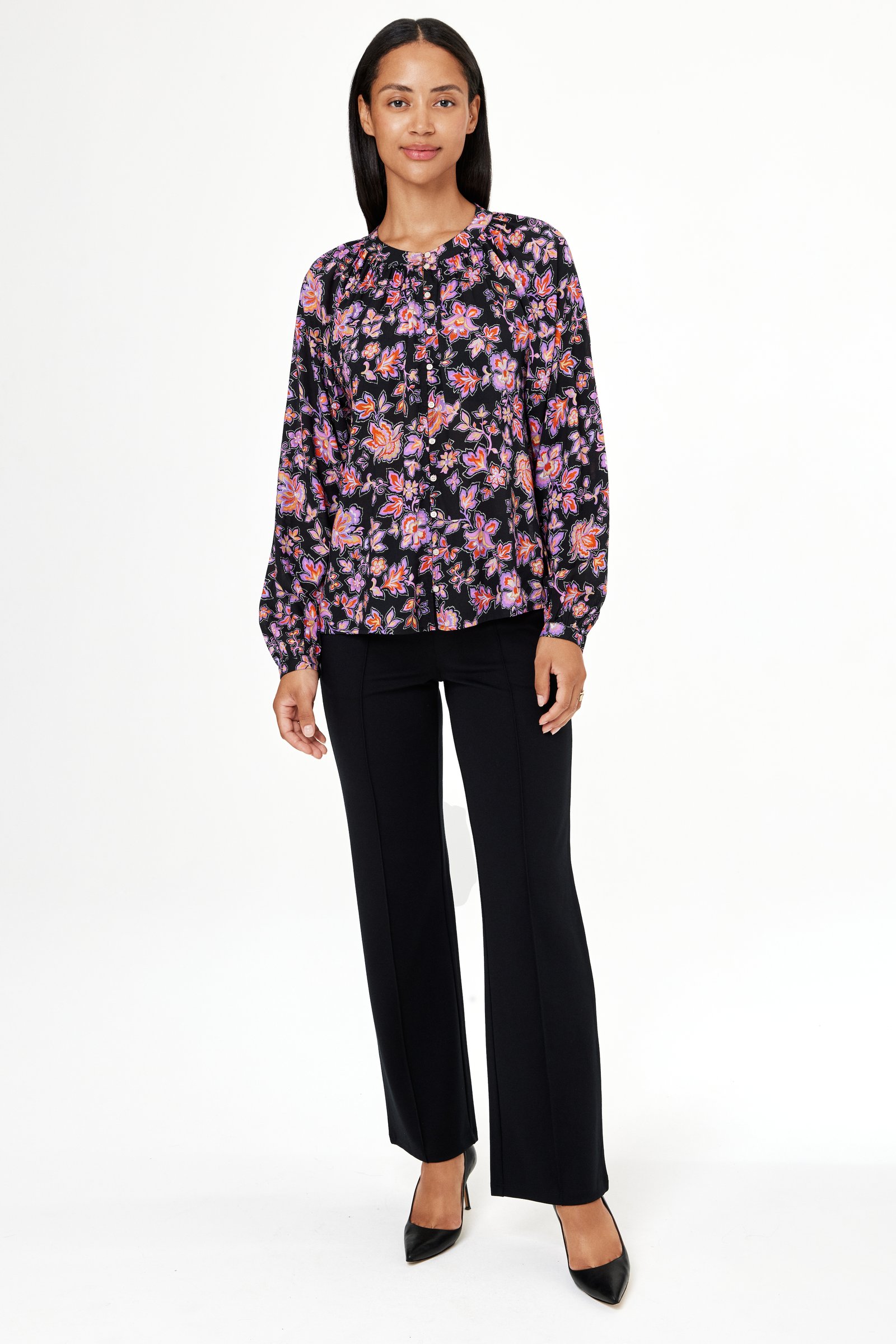 Patterned blouse Image 4