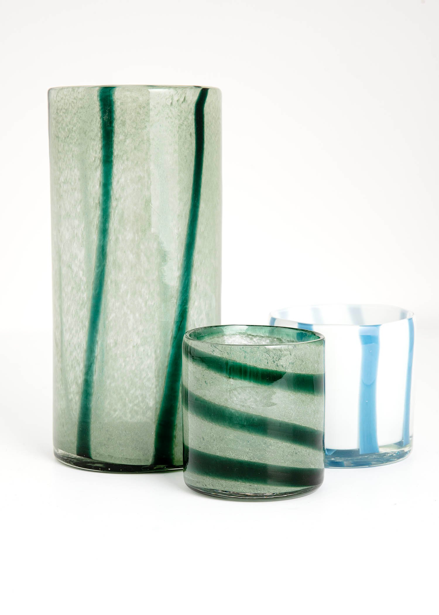 Tall glass vase thumbnail 2