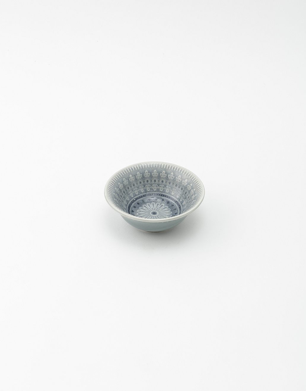 Stoneware mini bowl thumbnail 0
