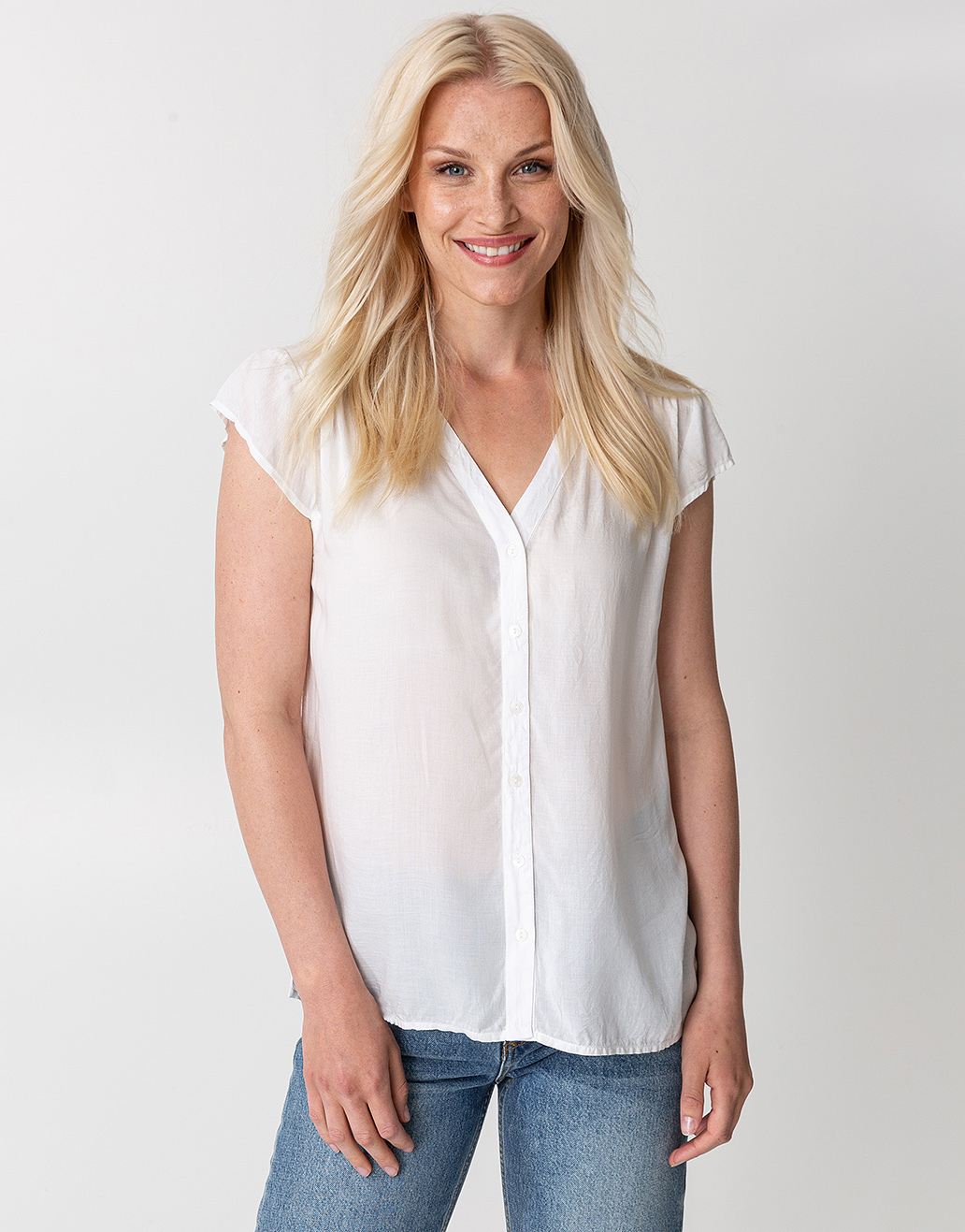 V-neck shirt with buttons Image 0