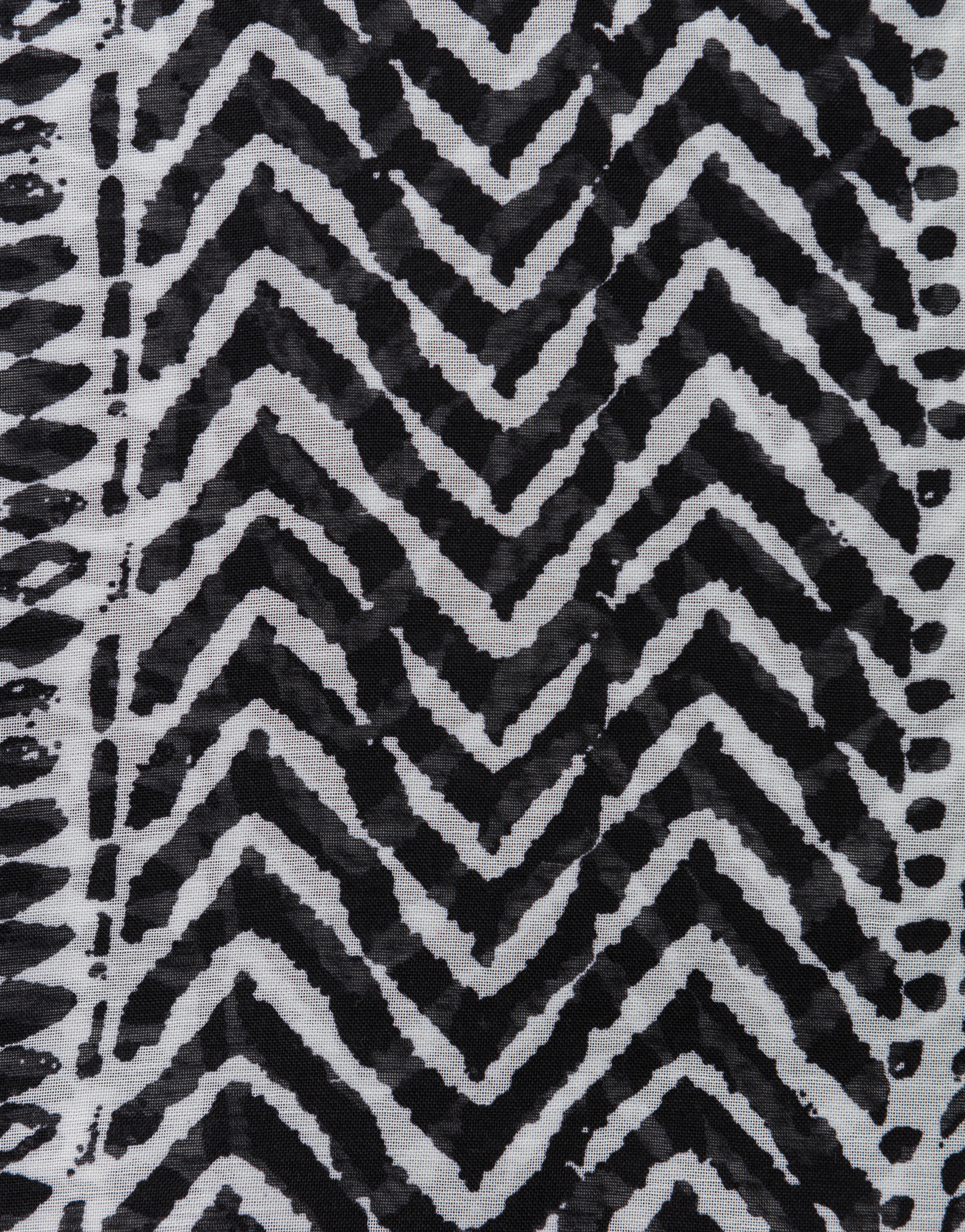Patterned scarf thumbnail 2