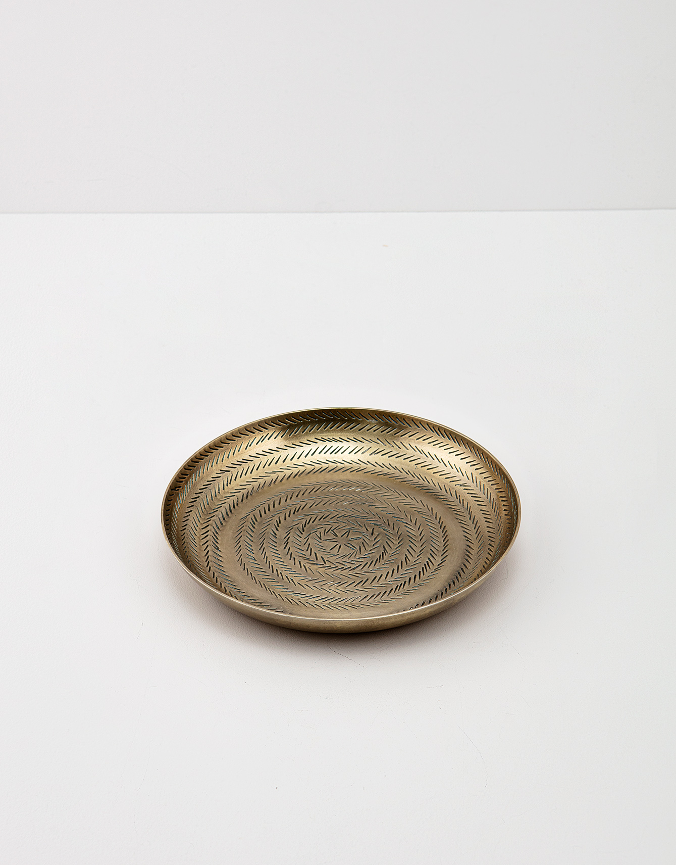 Small golden tray Image 0