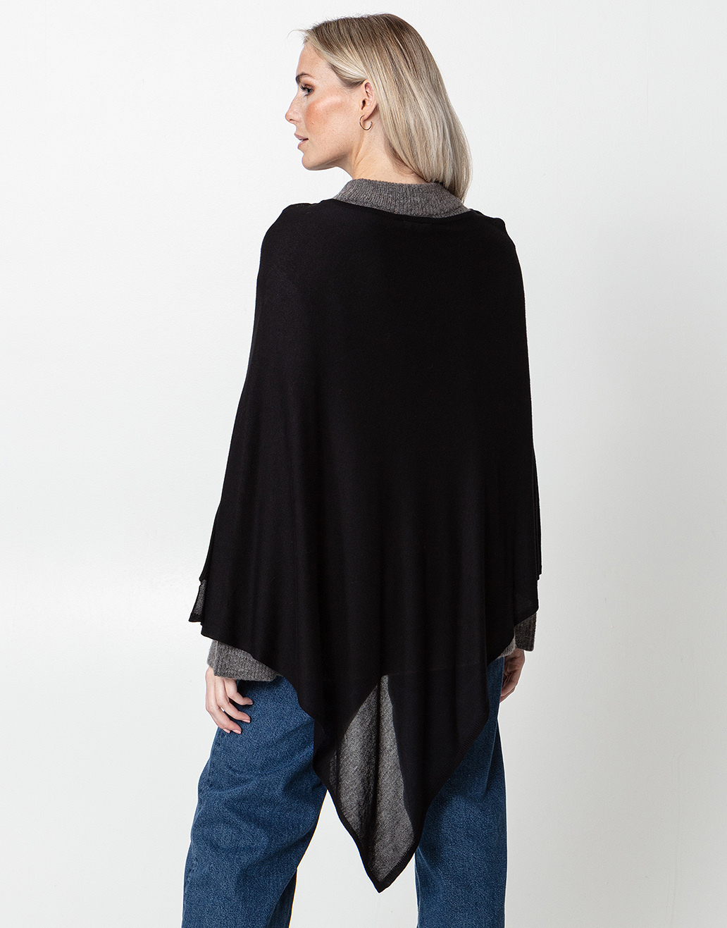 Solid knitted poncho thumbnail 5