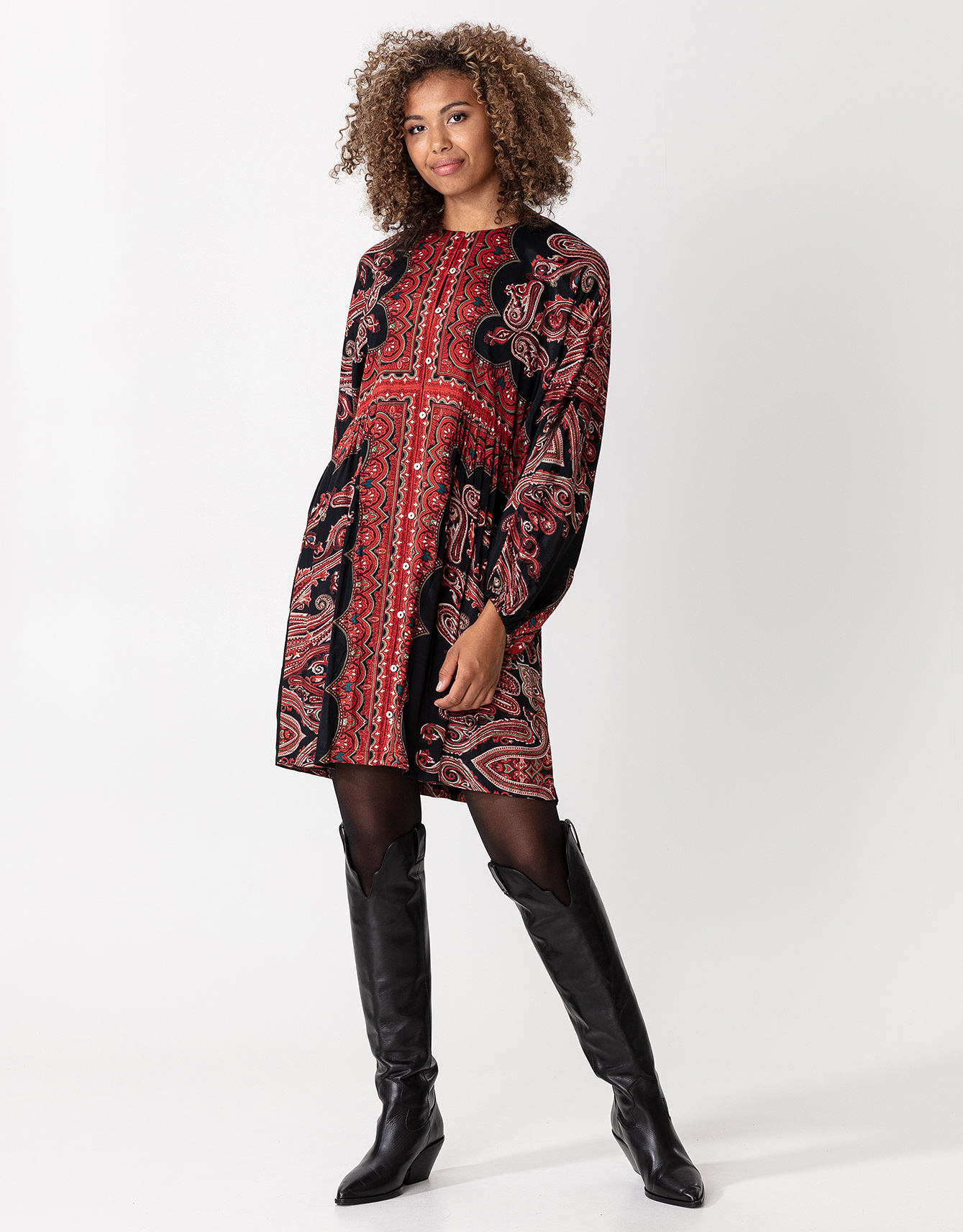 Paisley tunic with buttons Image 0