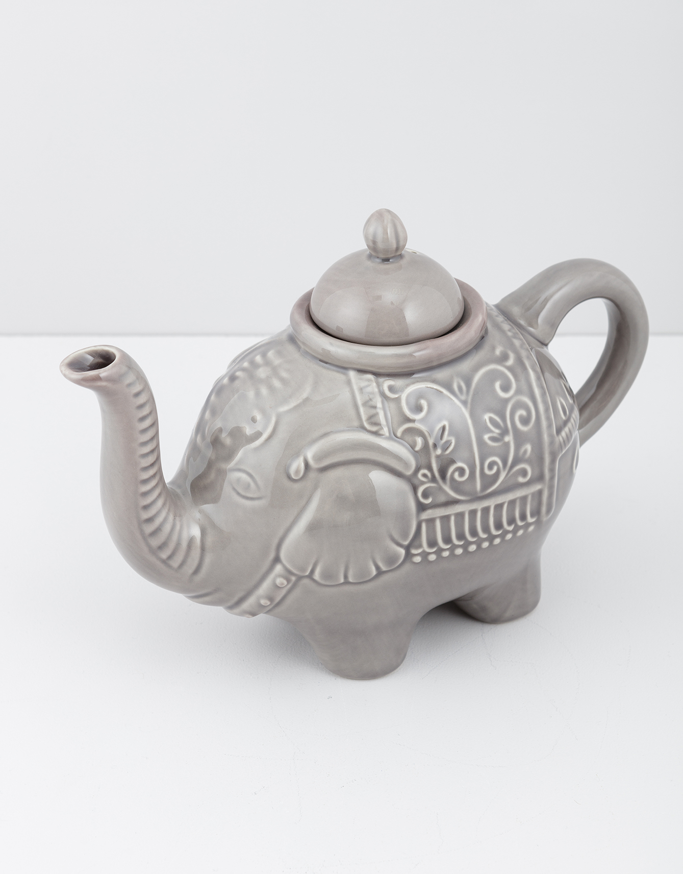 Elephant stoneware teapot thumbnail 2