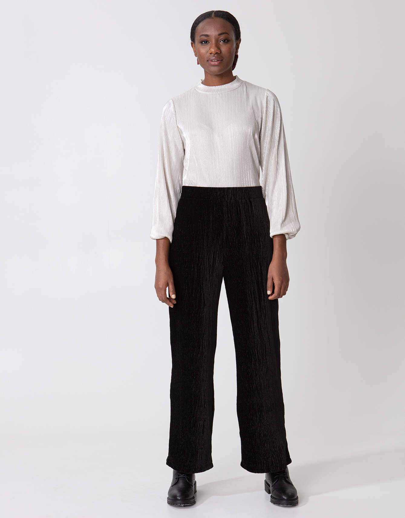 Crushed velvet wide trousers Image 0