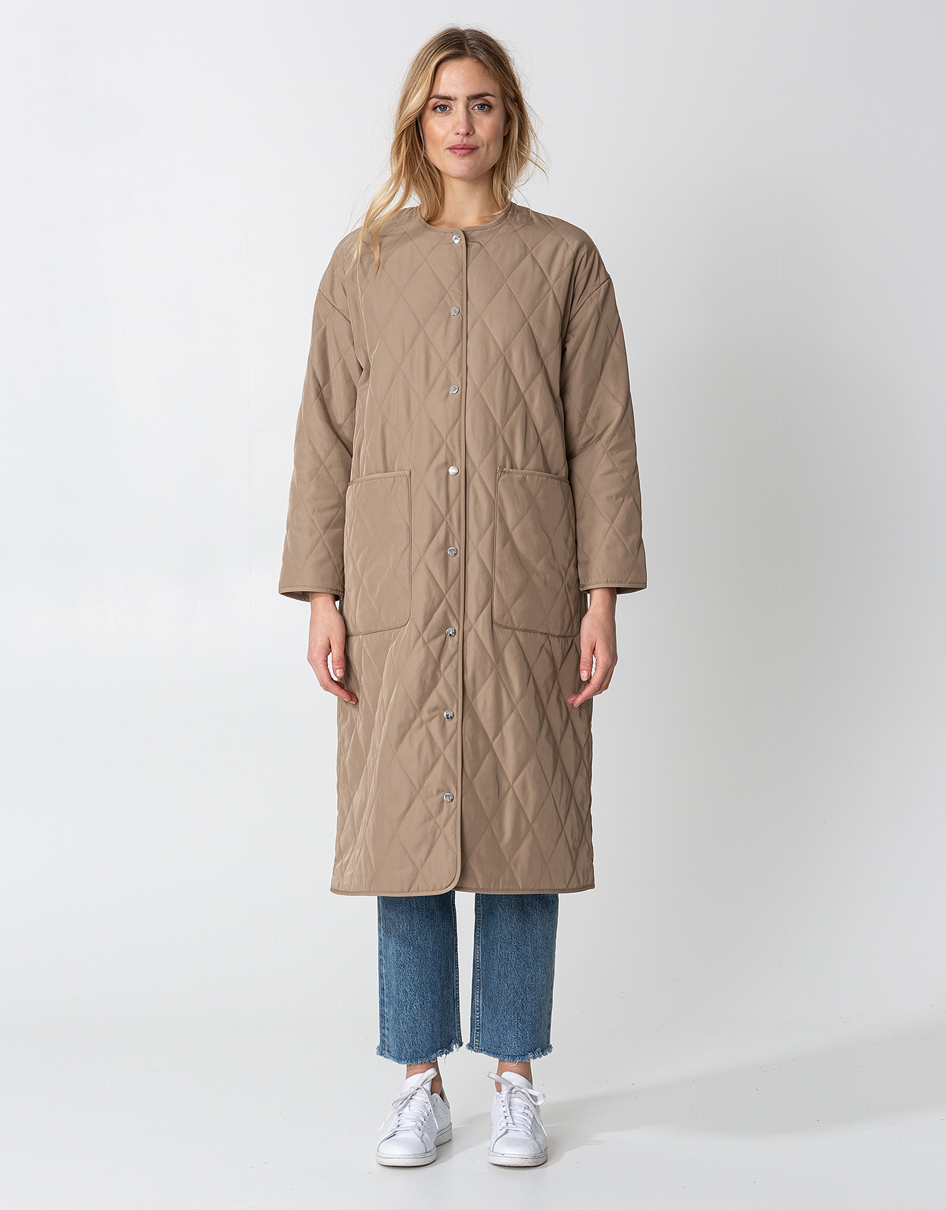 Beige long quilted coat thumbnail 4