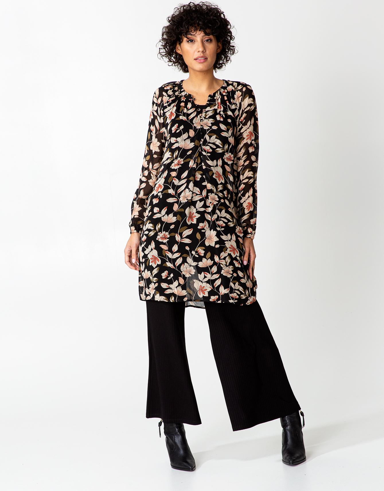 Floral buttoned sheer tunic thumbnail 3