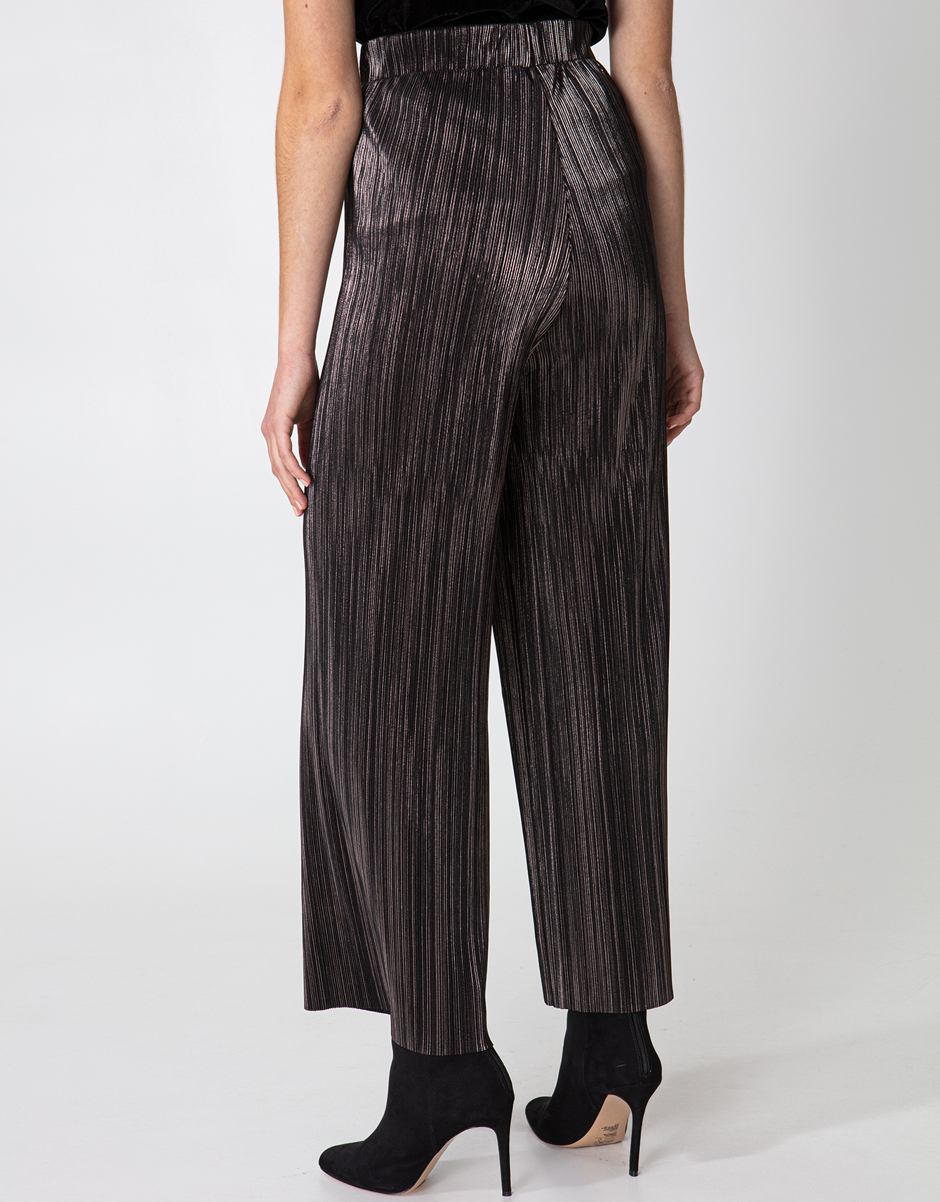 Shimmering pleated wide trousers thumbnail 4