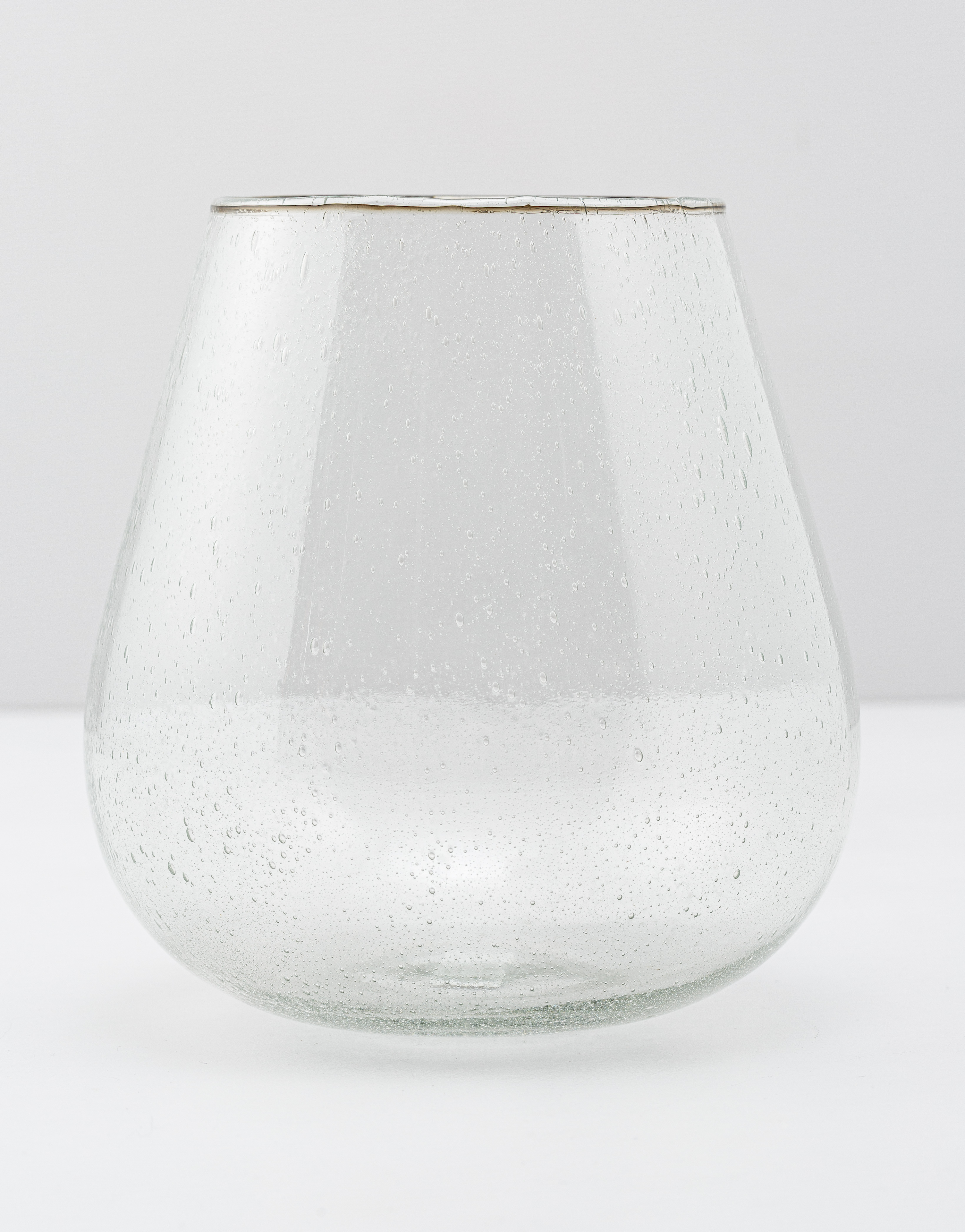 Large round glass vase thumbnail 0