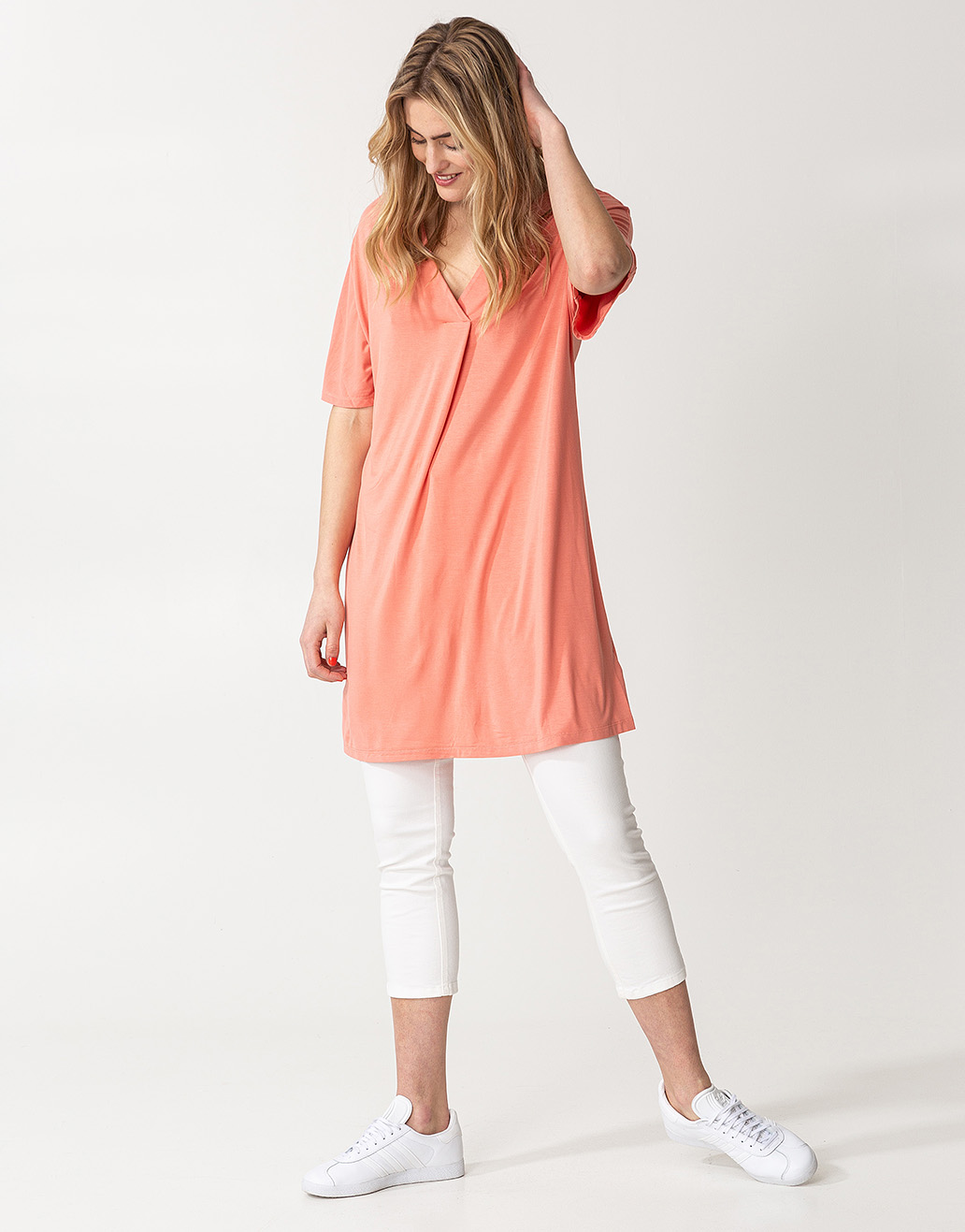 V-neck solid jersey tunic thumbnail 3