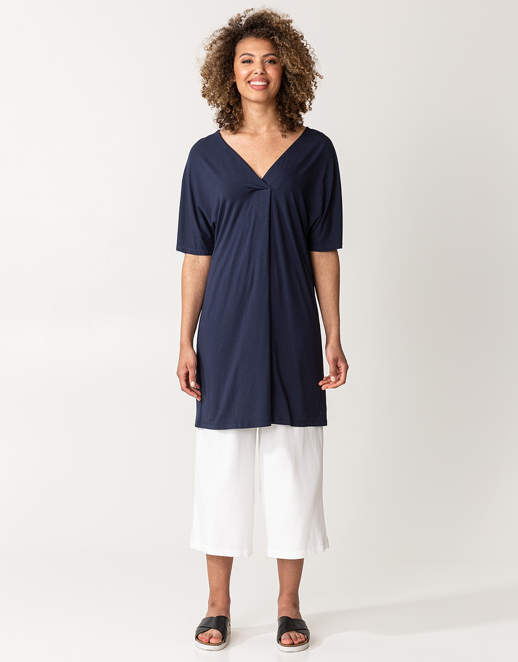 V-neck solid jersey tunic thumbnail 1