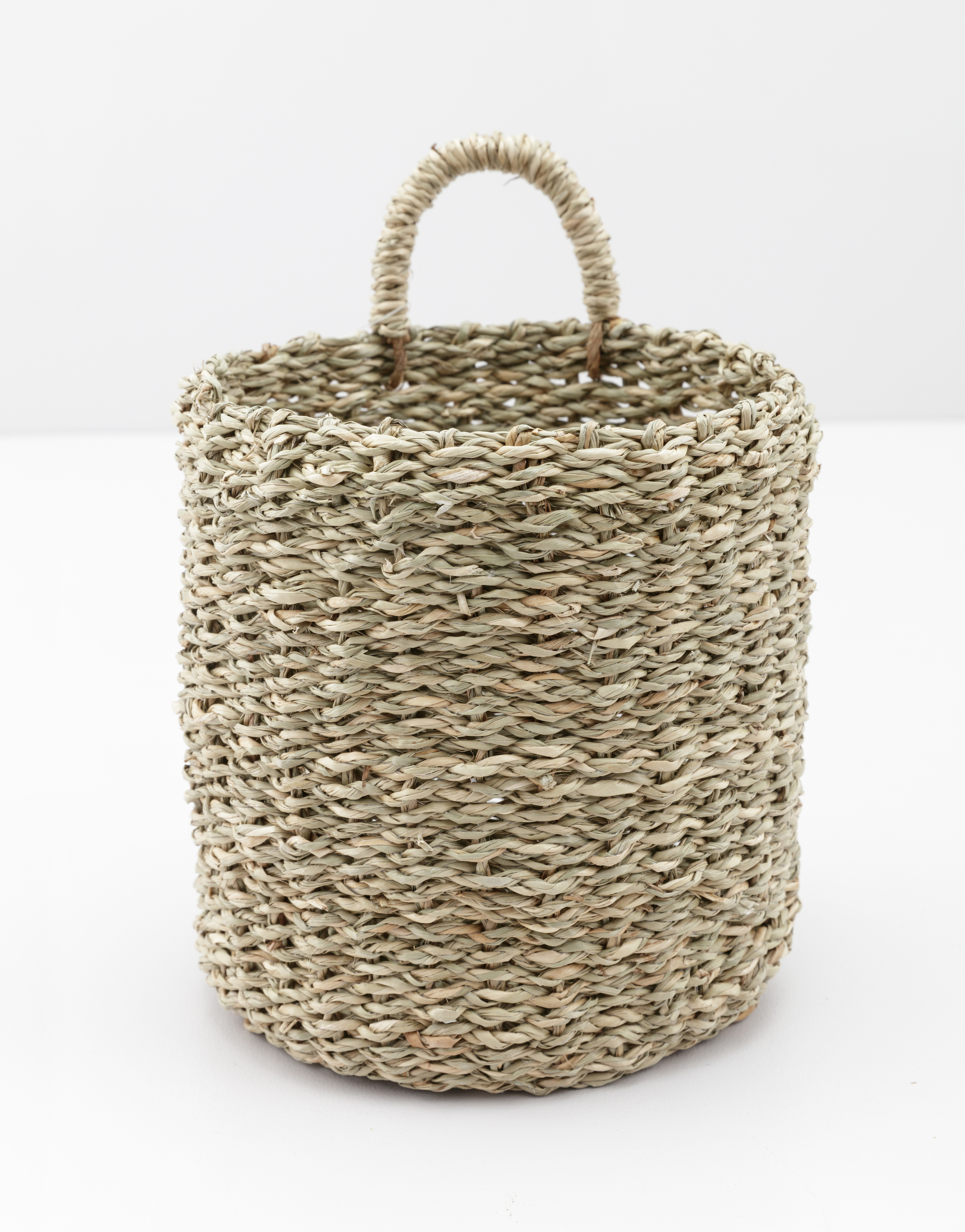 Large seagrass wall basket thumbnail 0