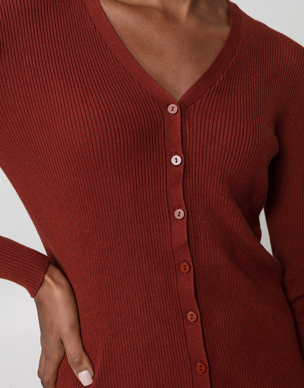 Ribbed knitted cardigan with buttons thumbnail 2