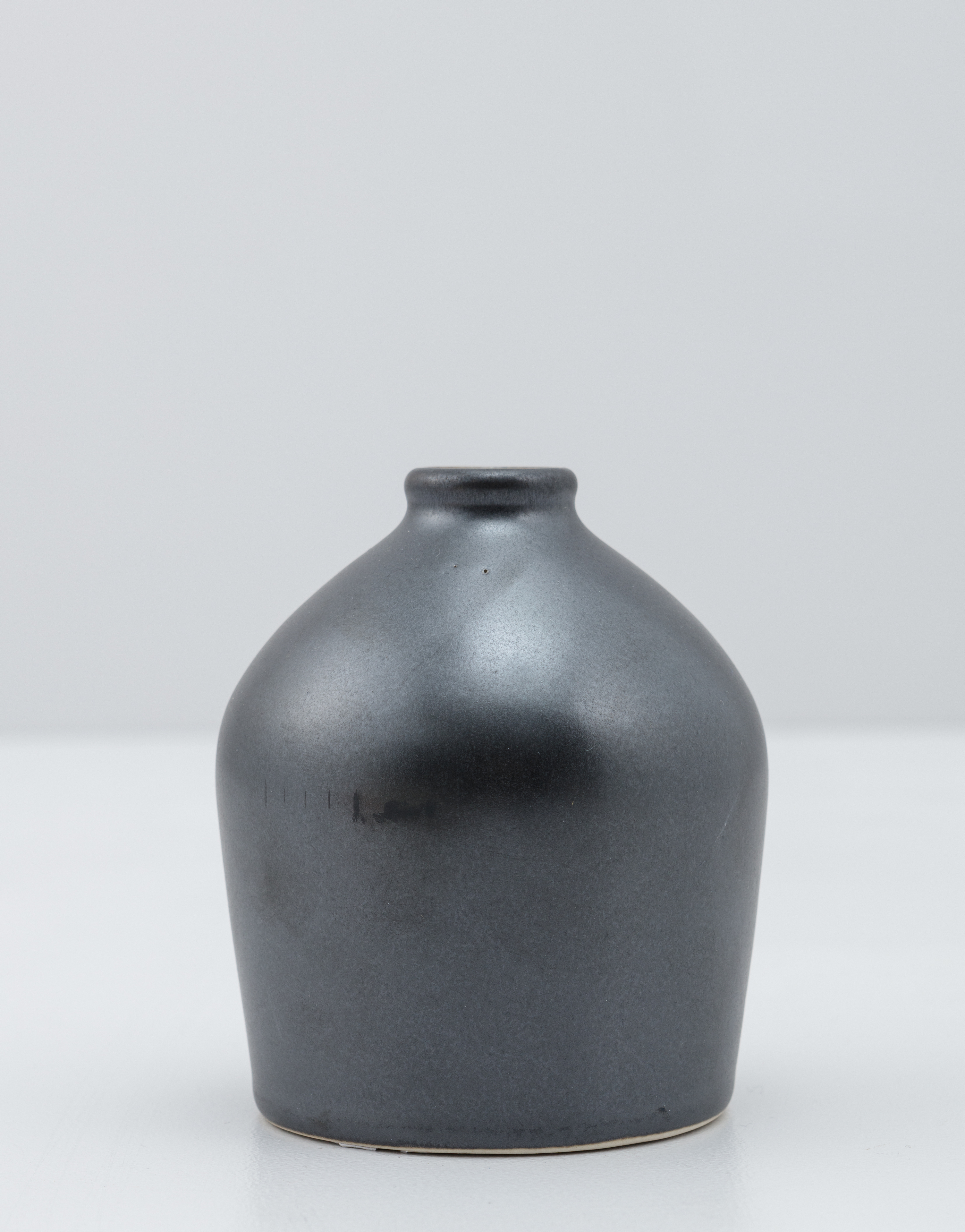 Small vase in stoneware thumbnail 0