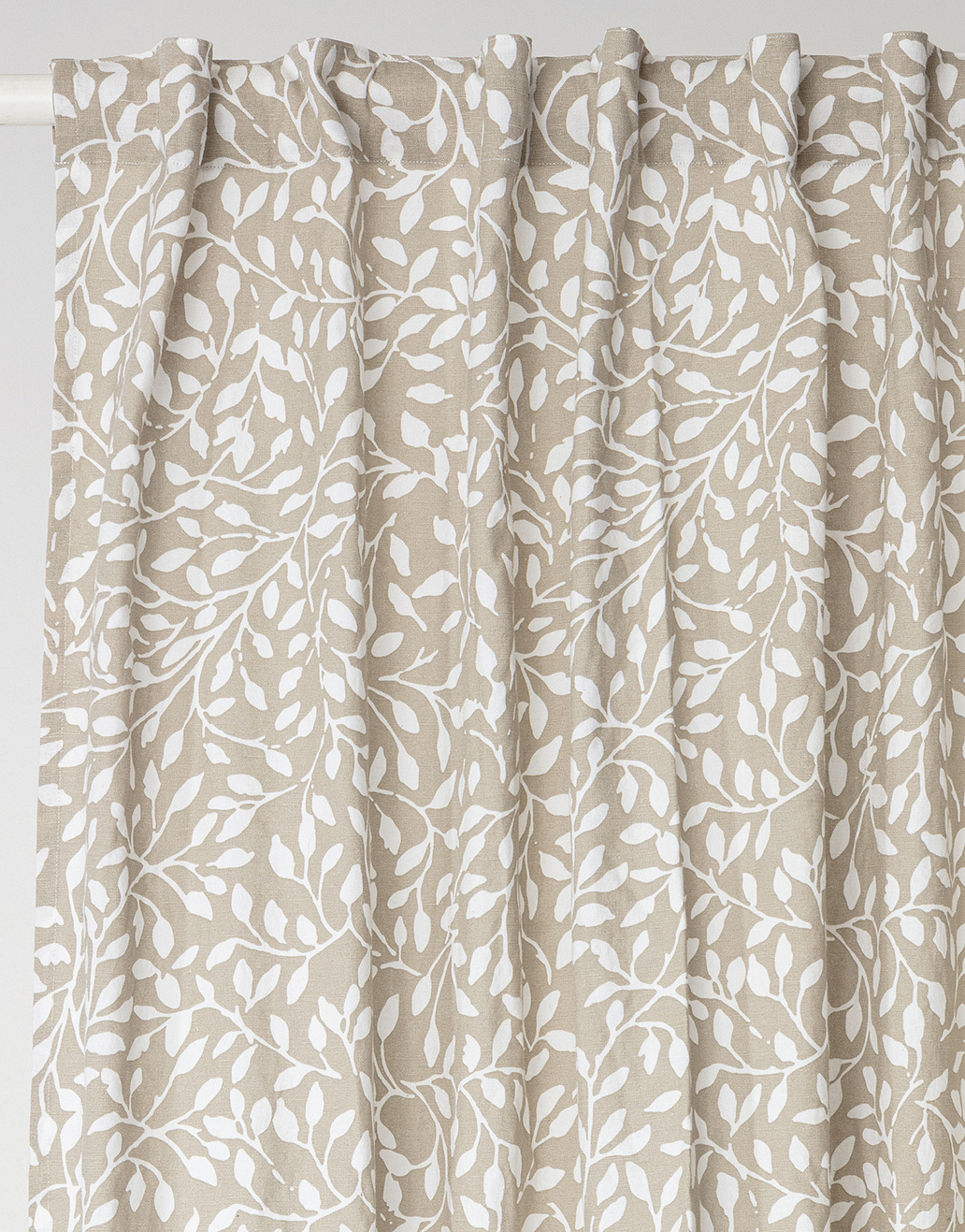 Leaf print linen blend curtain thumbnail 0